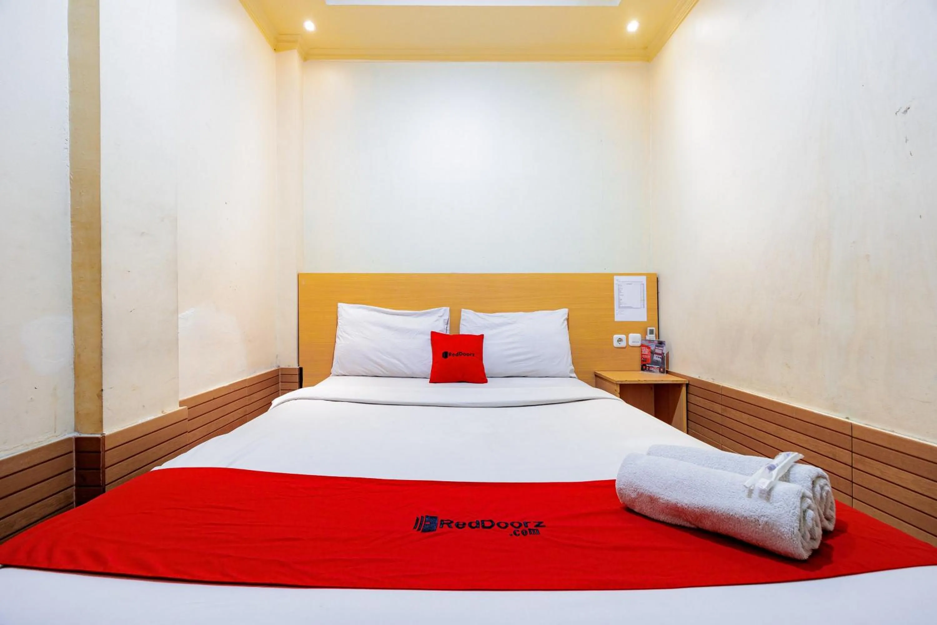 Bedroom, Bed in RedDoorz near Exit Toll Sirkuit Sentul
