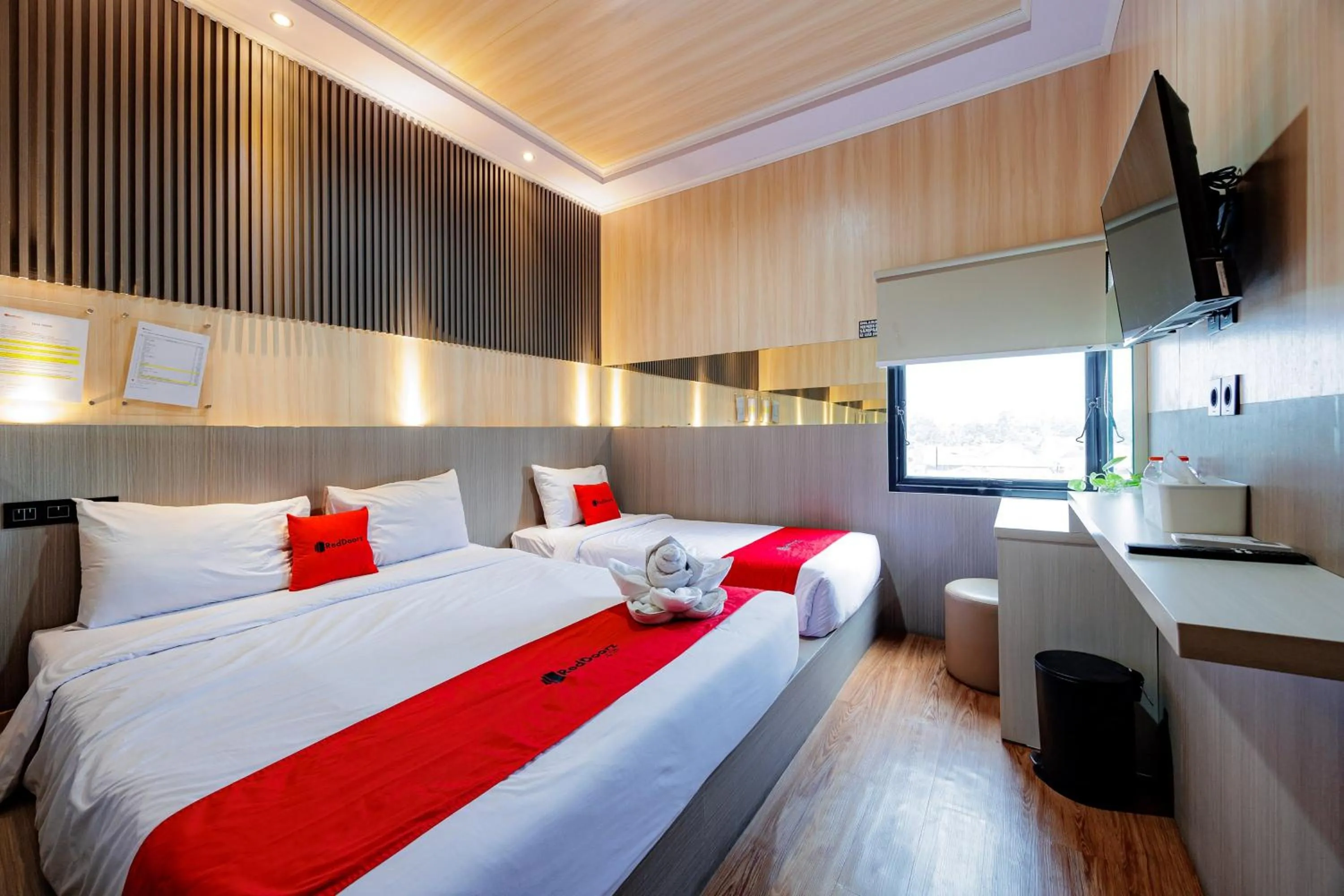 Bedroom, Bed in RedDoorz near Exit Toll Sirkuit Sentul