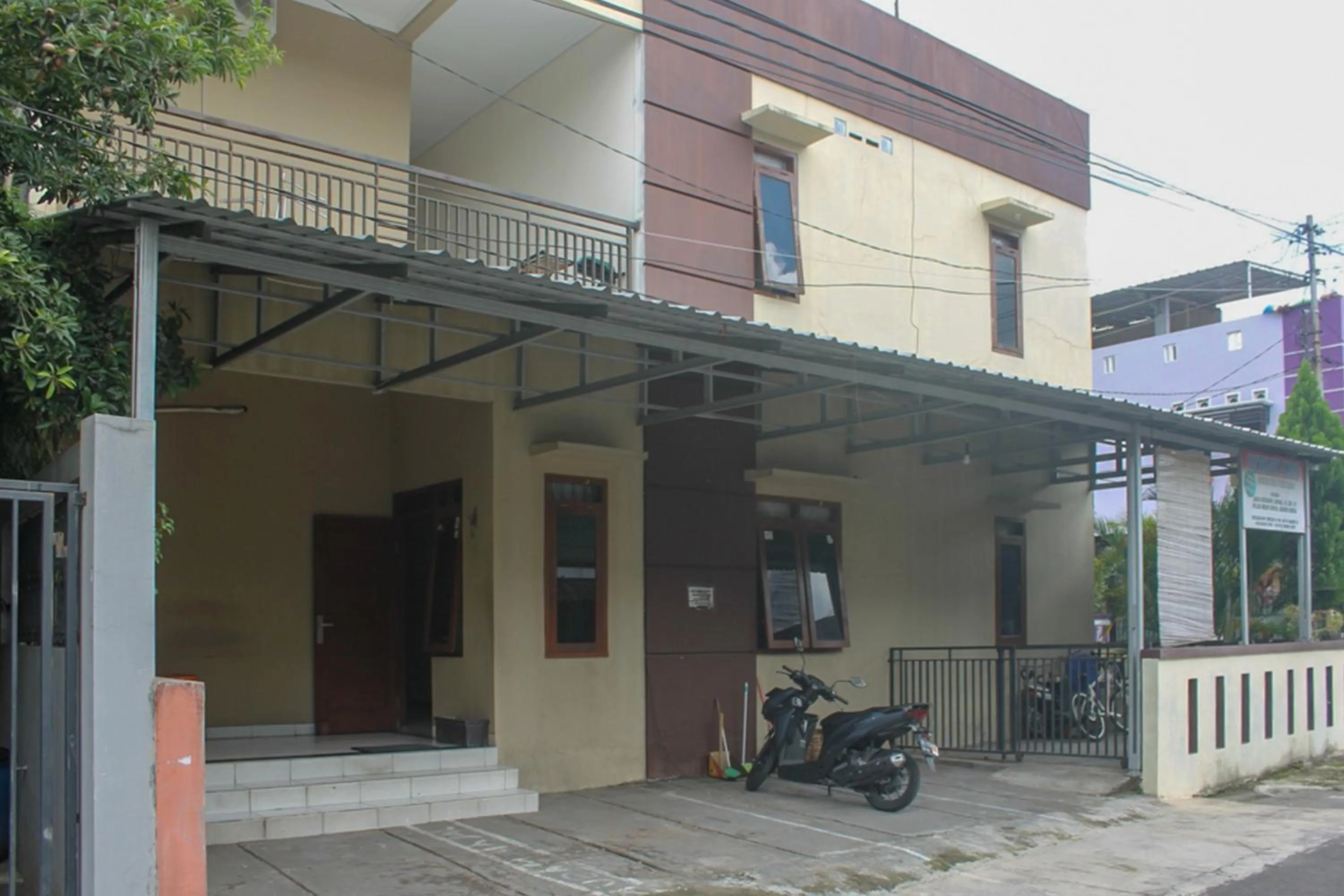 KoolKost Syariah near Universitas Ahmad Dahlan Kampus 1