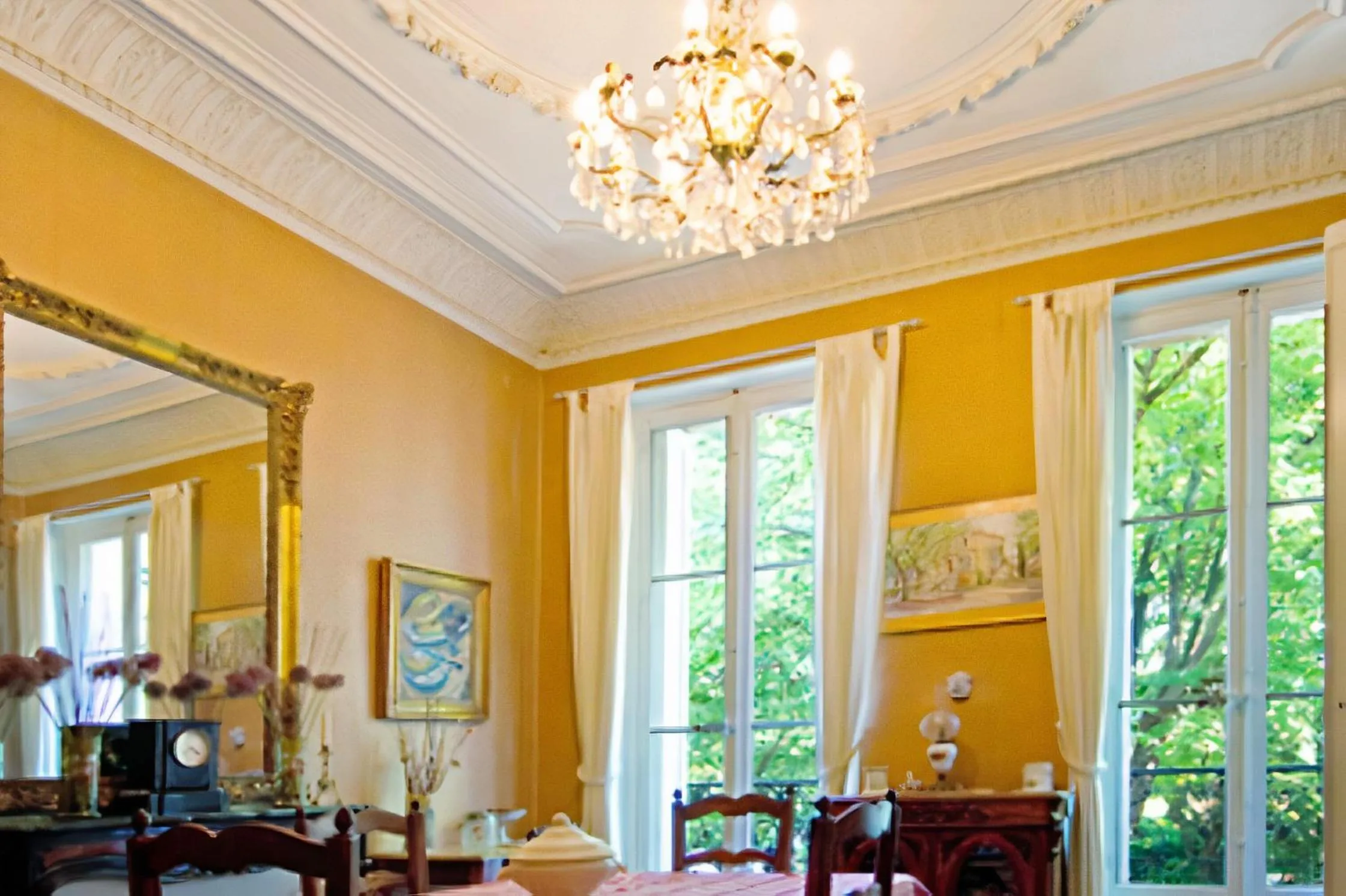 Restaurant/places to eat in Embarben Maison d'hôtes