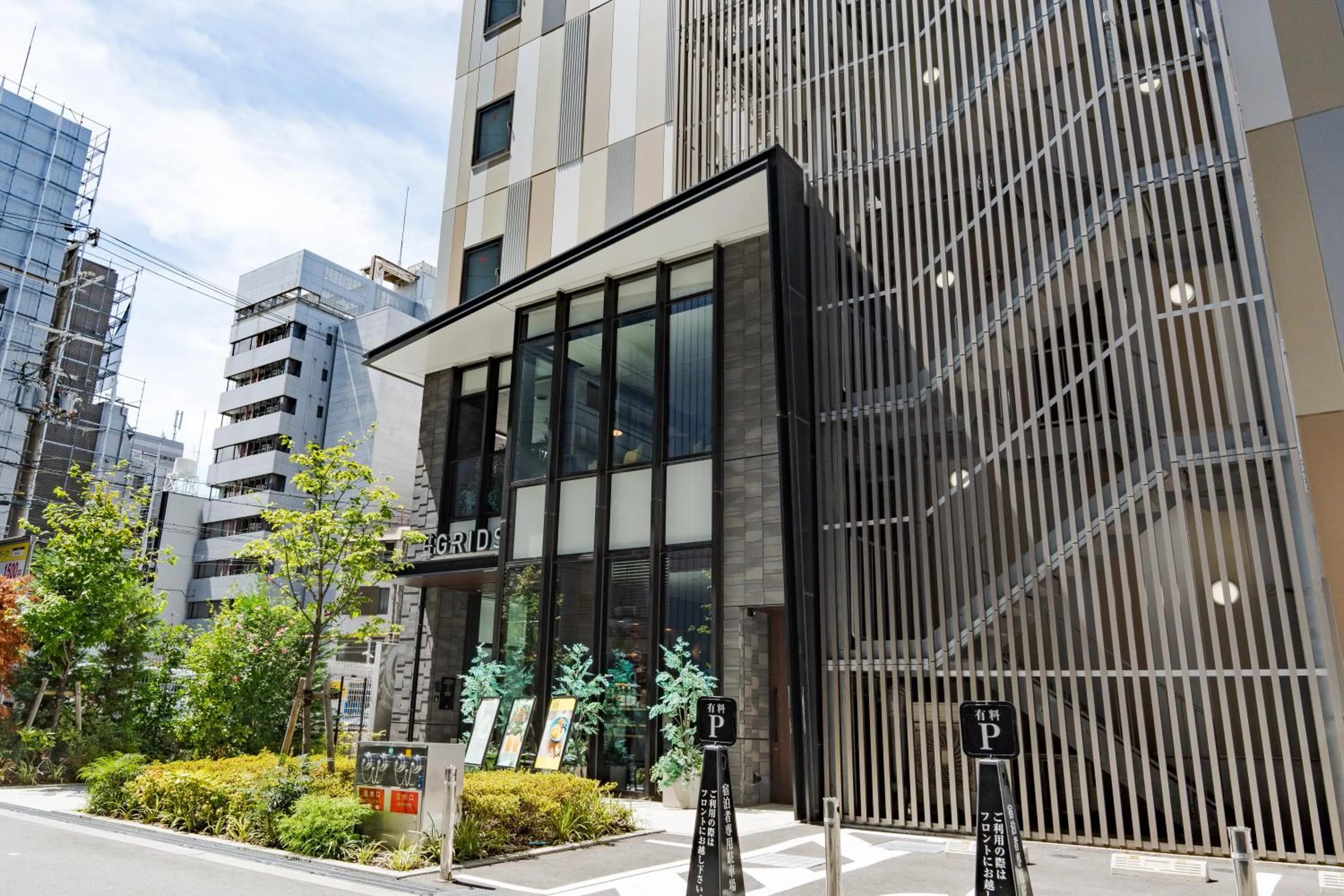 Property building in GRIDS PREMIUM HOTEL OSAKA NAMBA