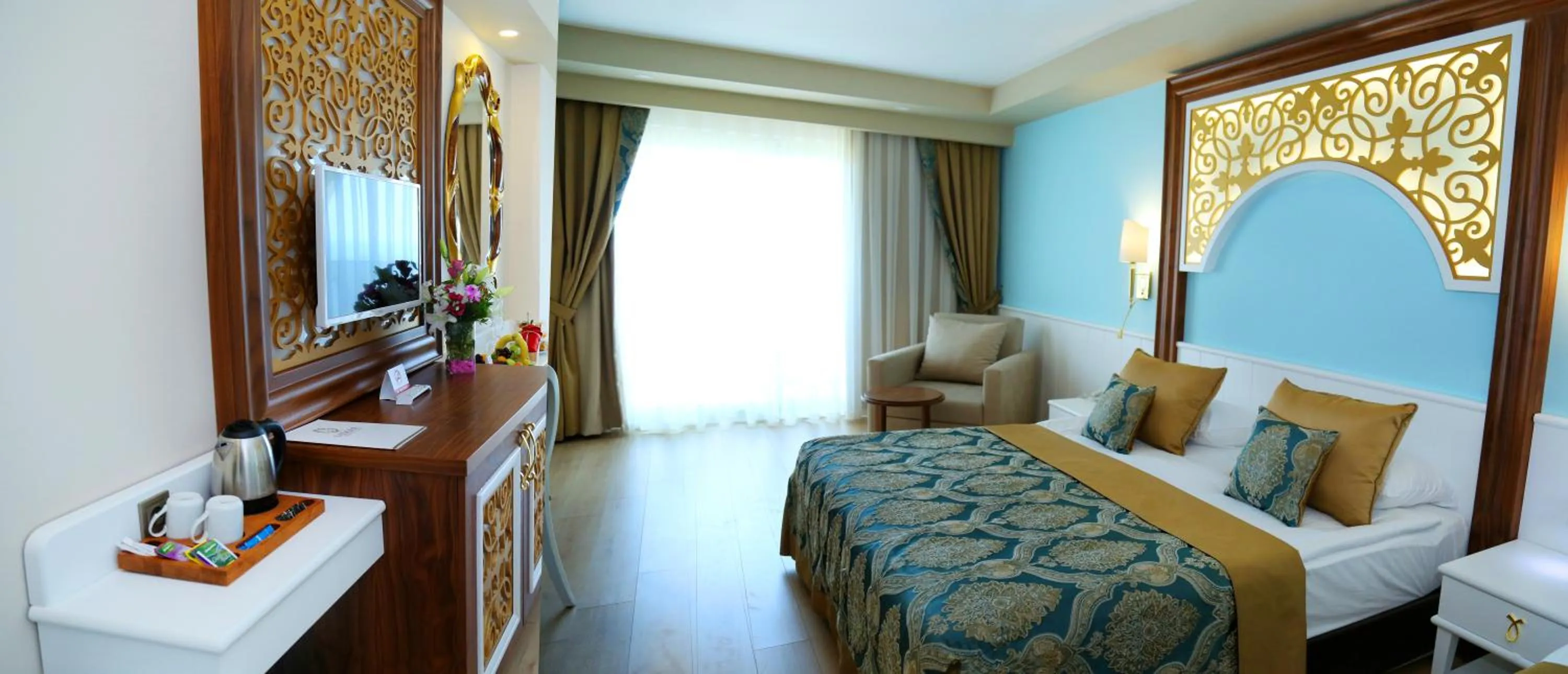 Bed in J'adore Deluxe Hotel & Spa Ultra All Inclusive