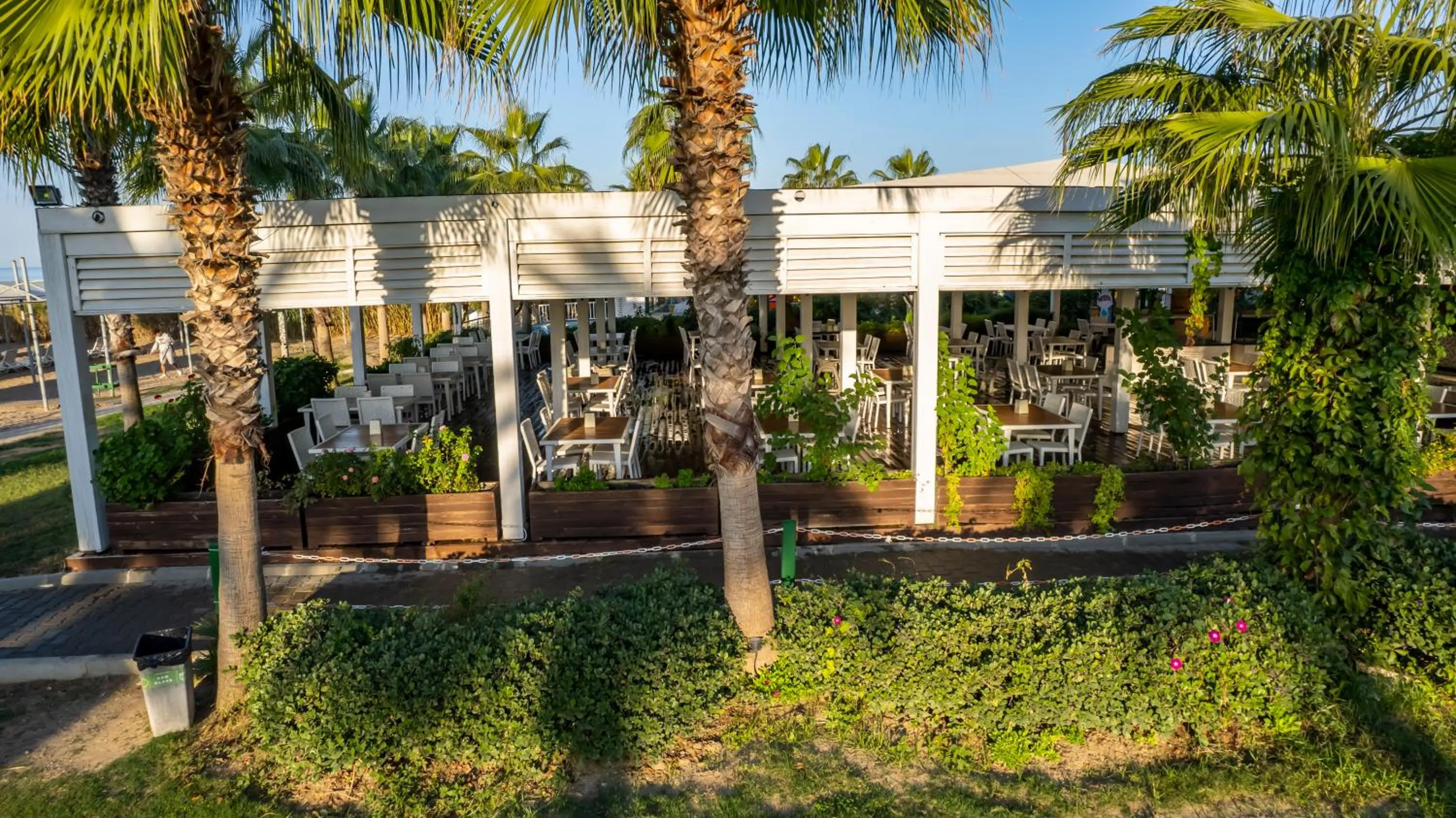 Patio in J'adore Deluxe Hotel & Spa Ultra All Inclusive