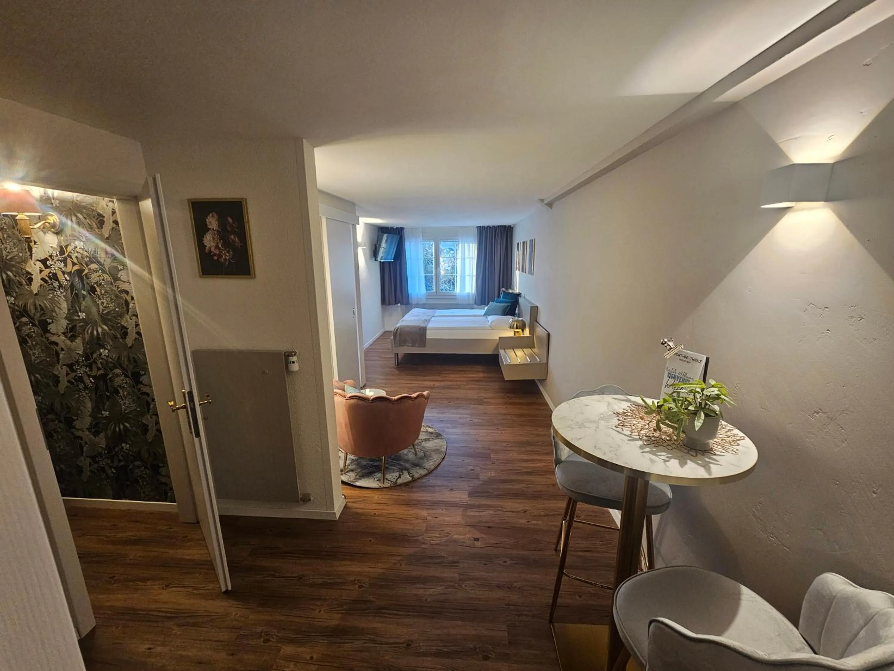 Bed in Apart-Hôtel Pont-de-Thielle