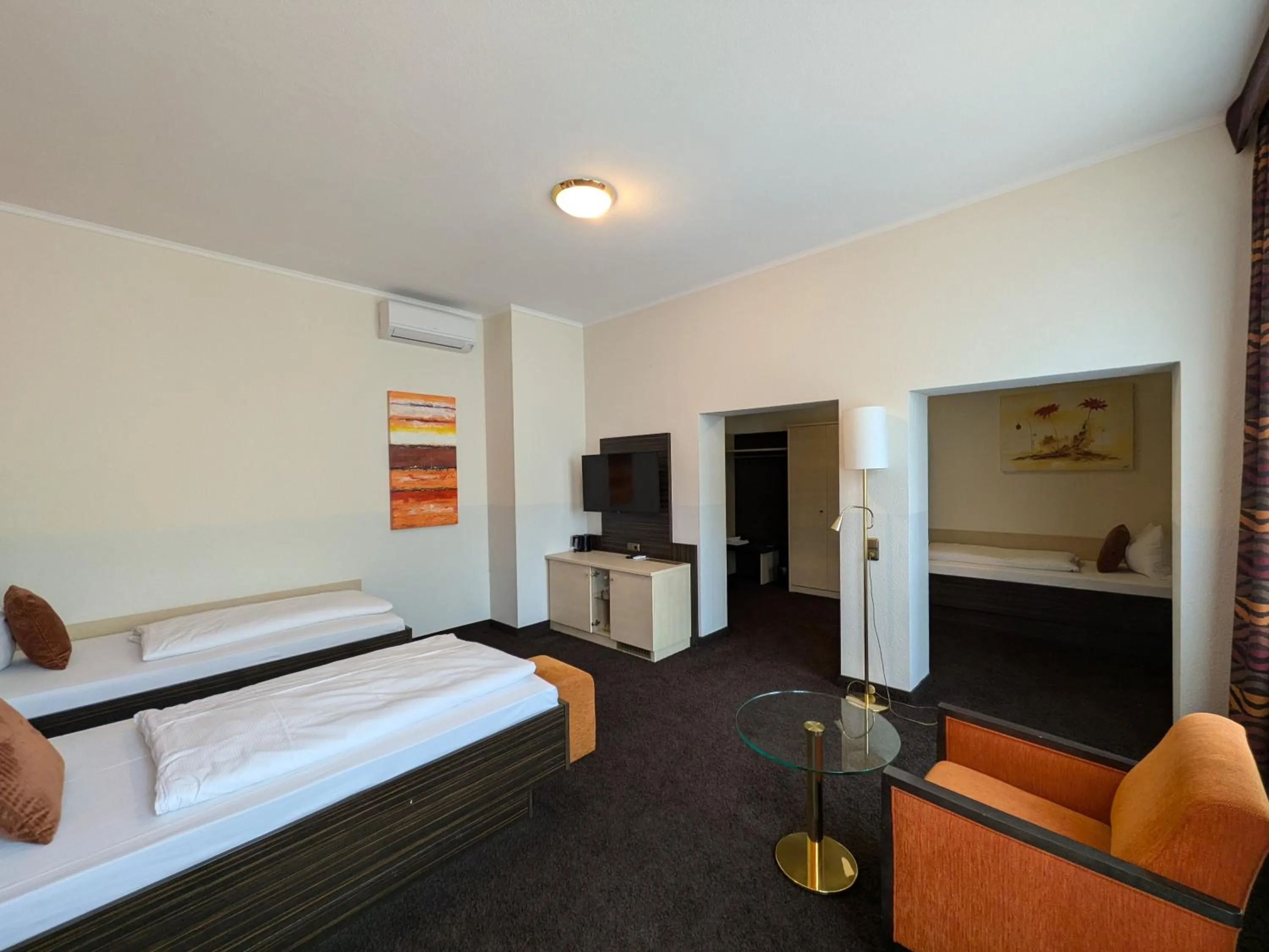 Photo of the whole room, Bed in Best Western Hotel Augusta