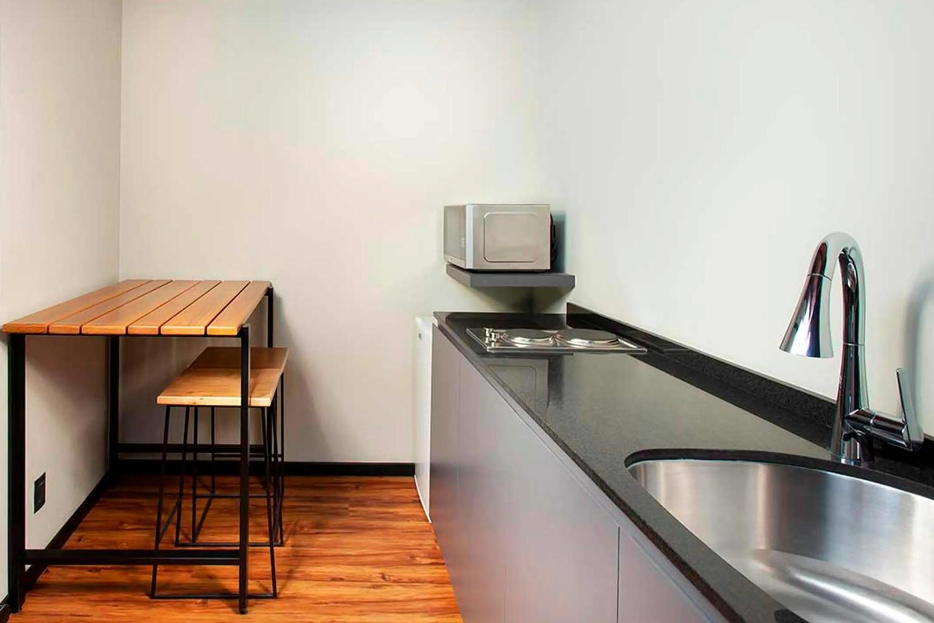 Photo of the whole room in Hotel MX más centro CDMX, Trademark Collection by Wyndham