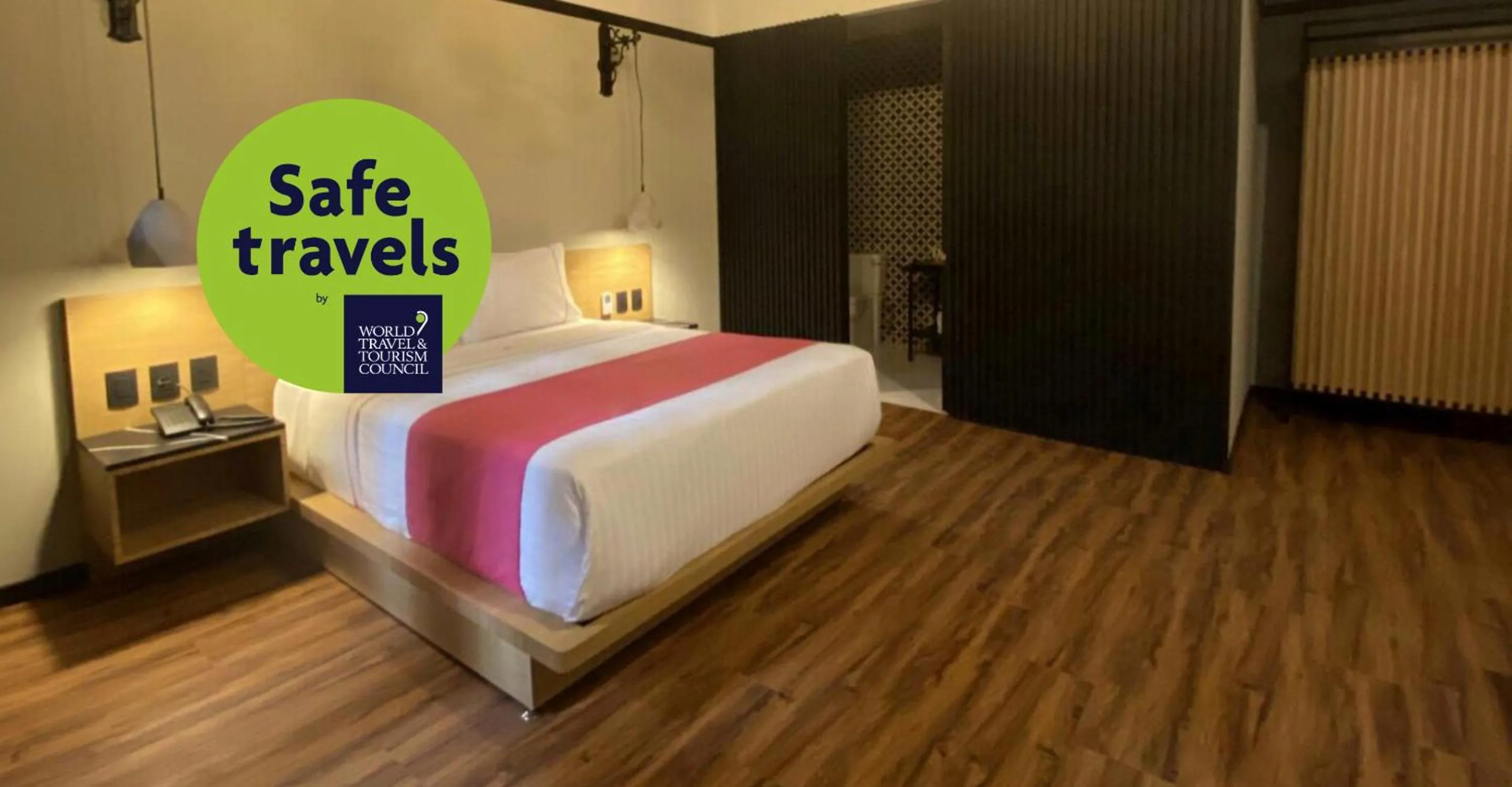 TV and multimedia, Bed in Hotel MX más centro CDMX, Trademark Collection by Wyndham