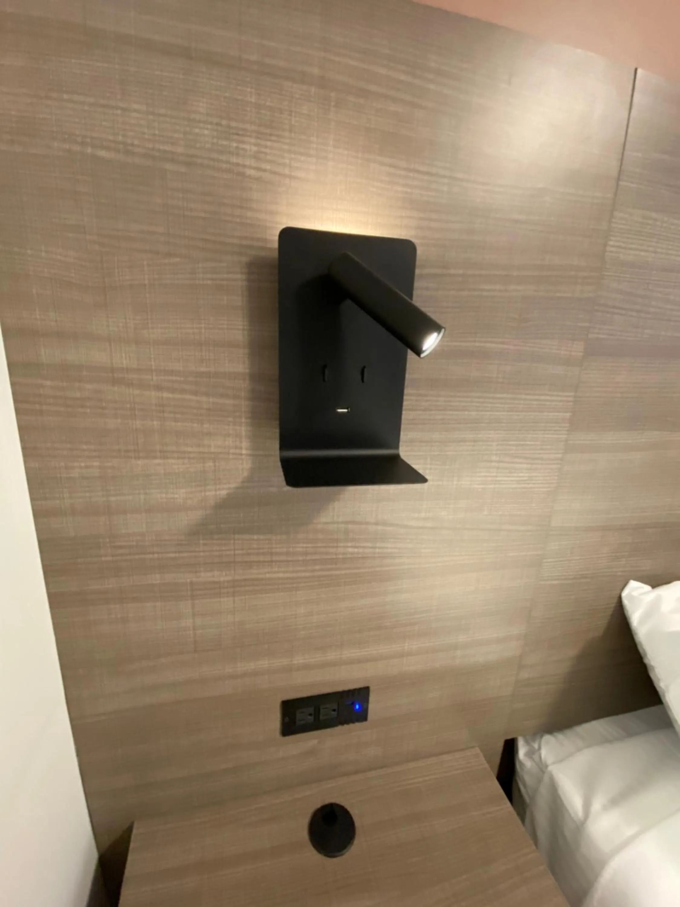 Bed in Rolo Beach Hotel