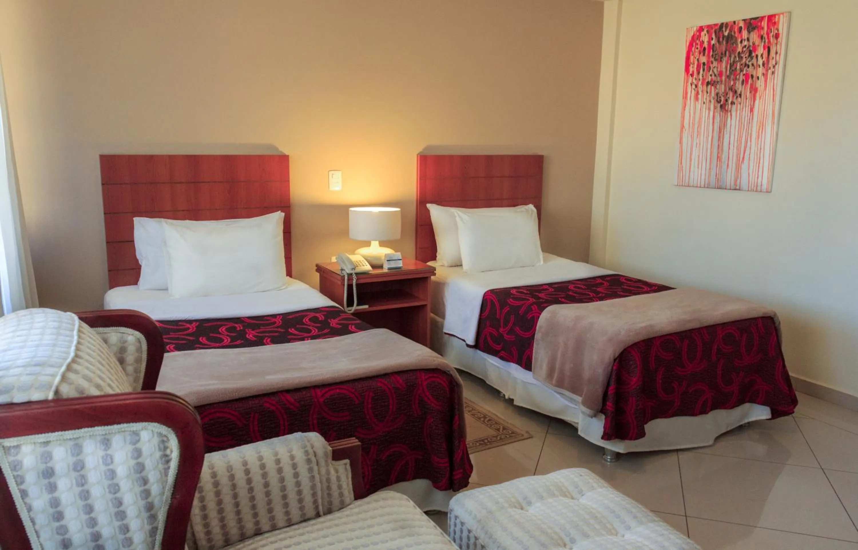 Photo of the whole room, Bed in Convair Hotel