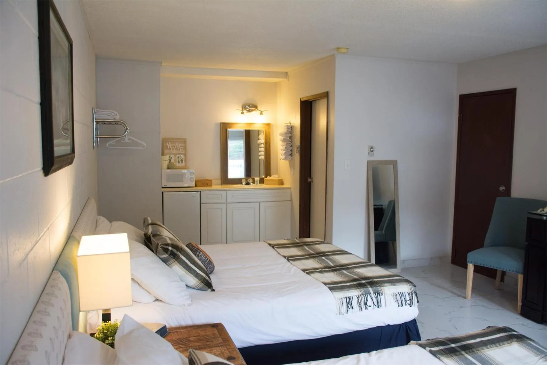 Christina Lake Motel and RV Park