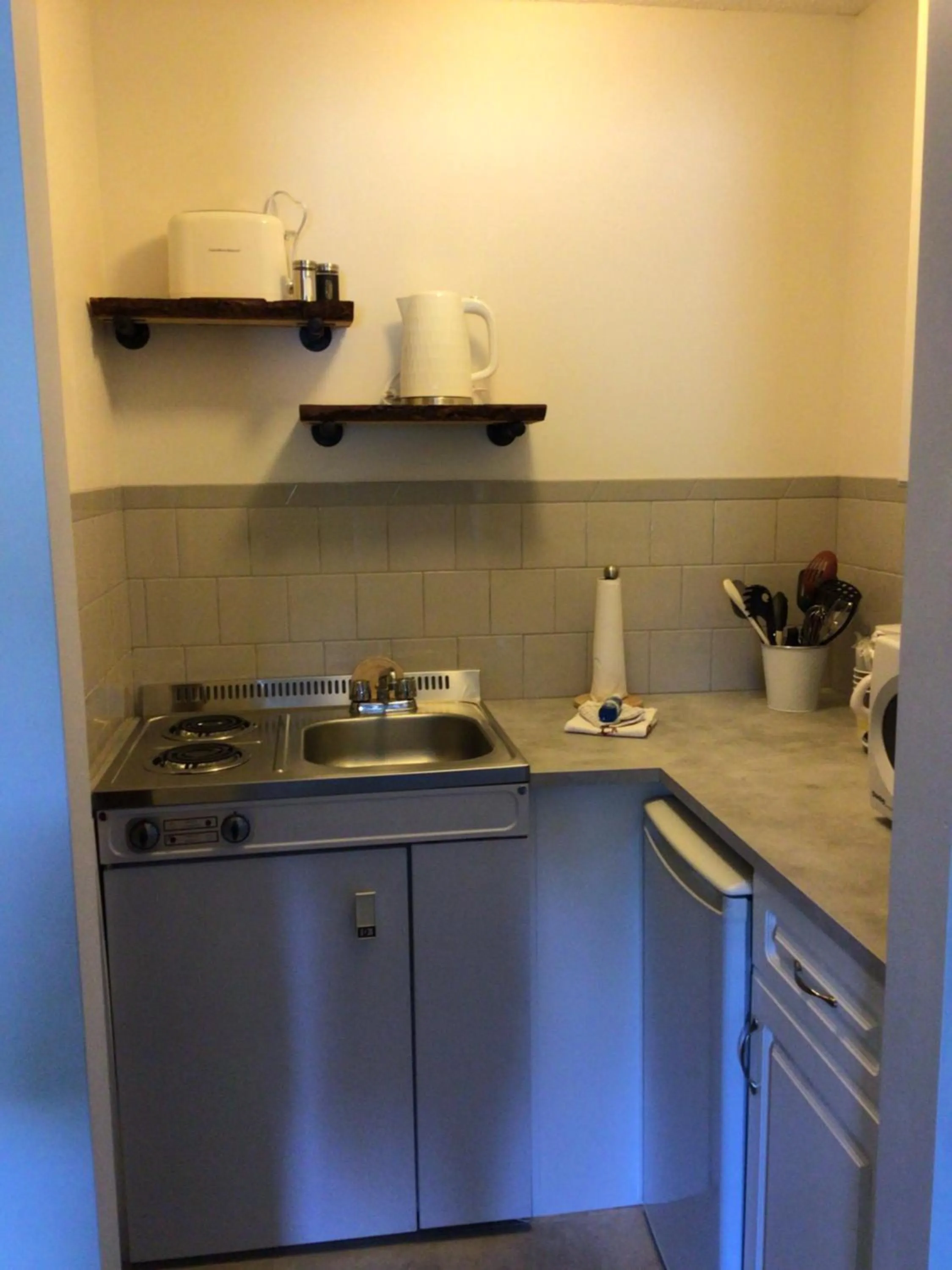 Christina Lake Motel and RV Park