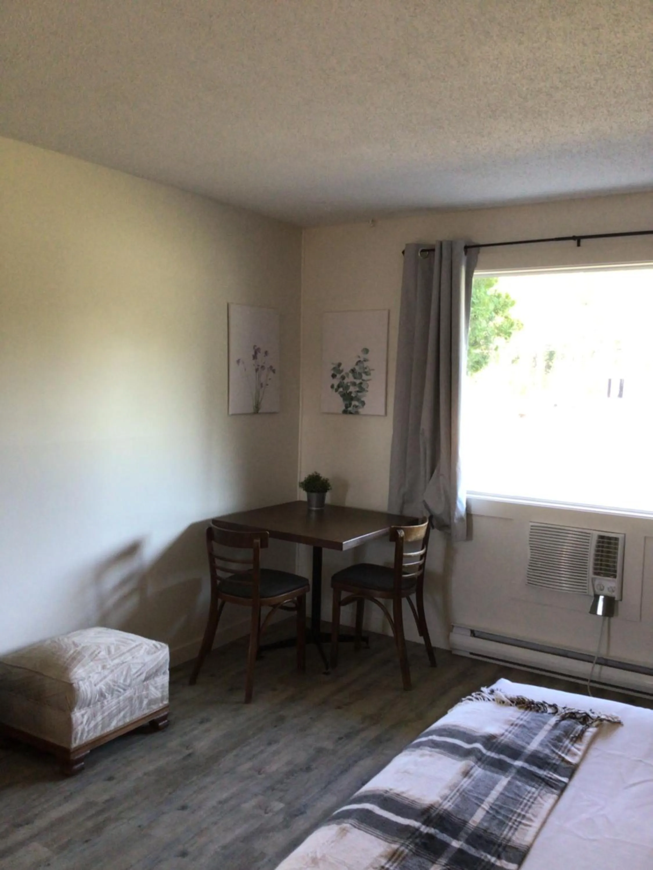 Christina Lake Motel and RV Park