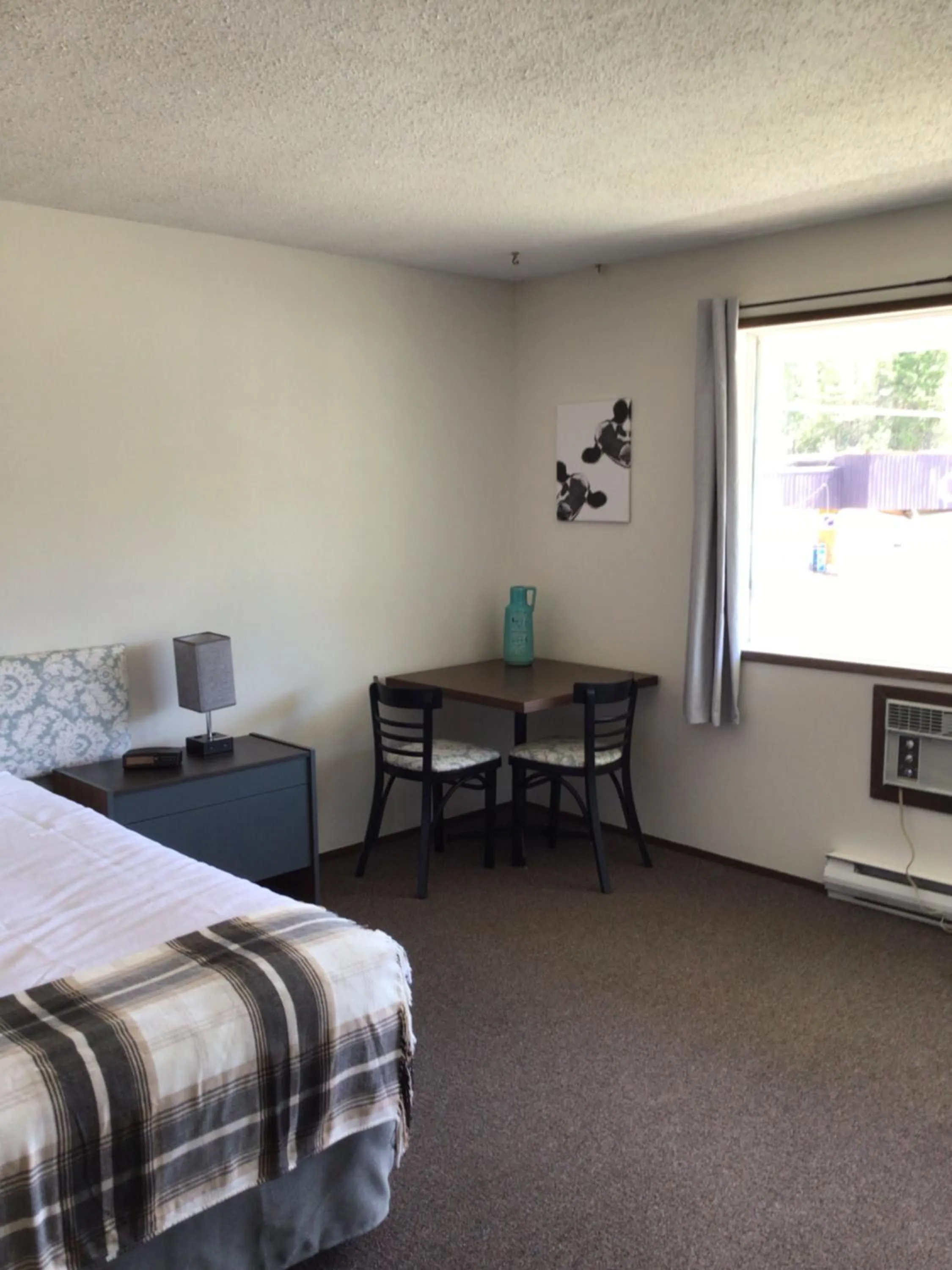 Christina Lake Motel and RV Park