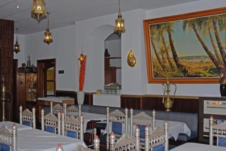 Restaurant/places to eat in Hotel Starkenburger Hof