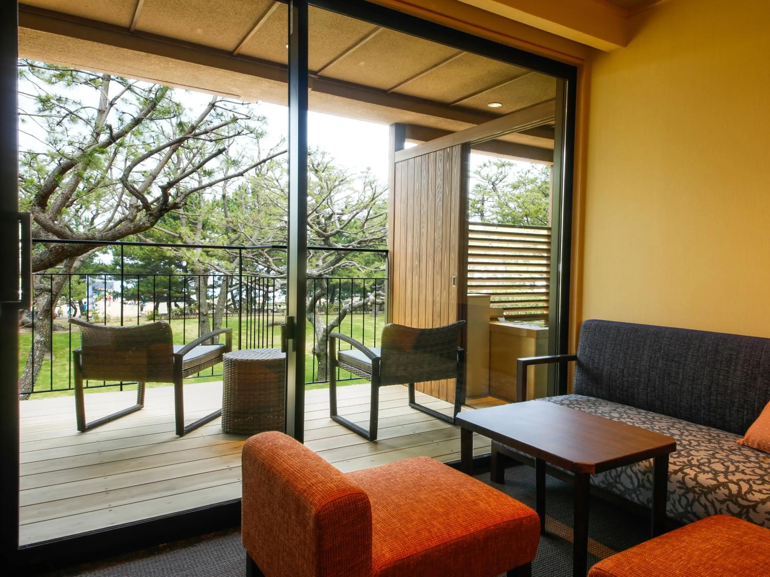 Awaji Hamarikyu Takumi