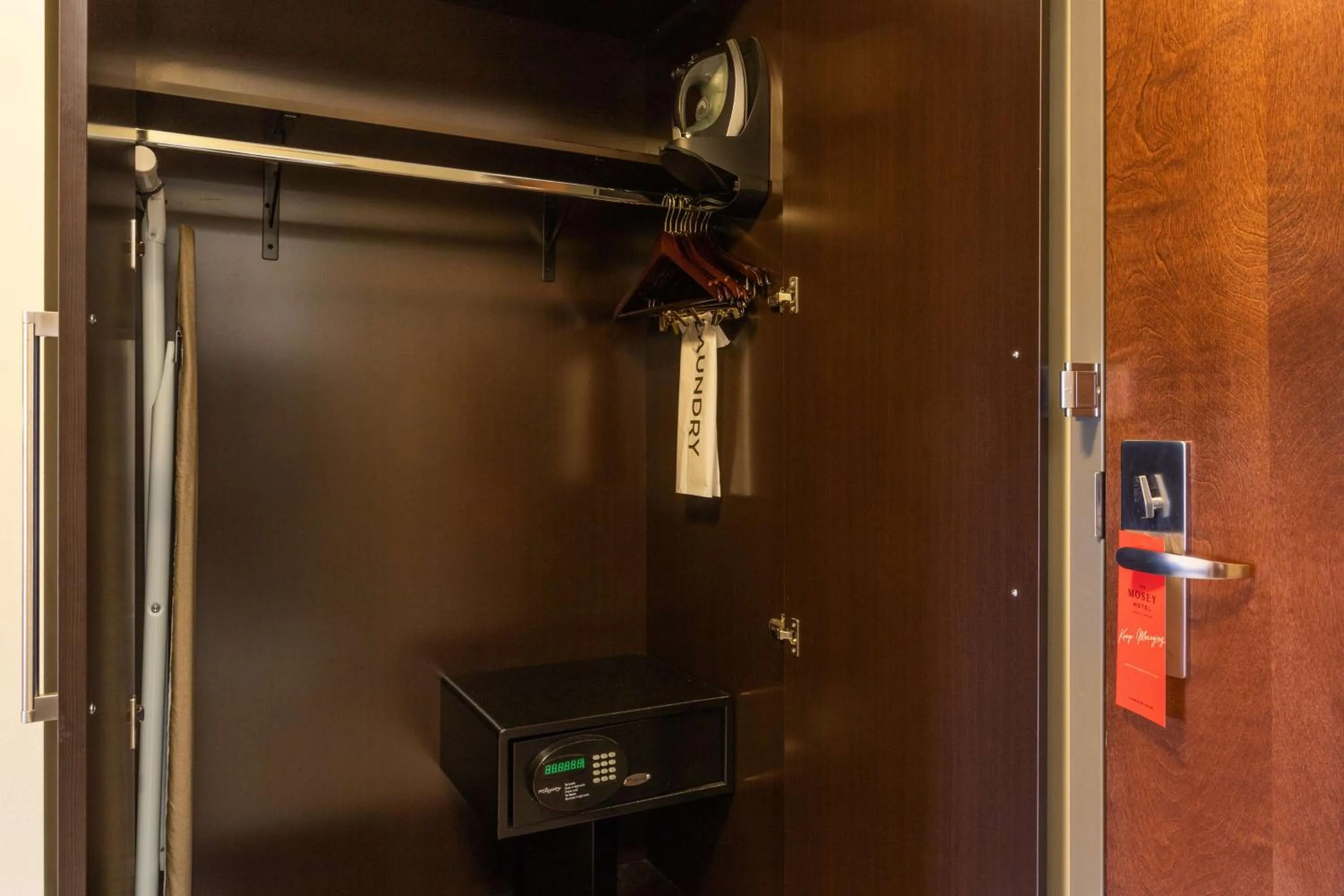 Photo of the whole room in The Mosey Buffalo Williamsville Tapestry Collection Hilton