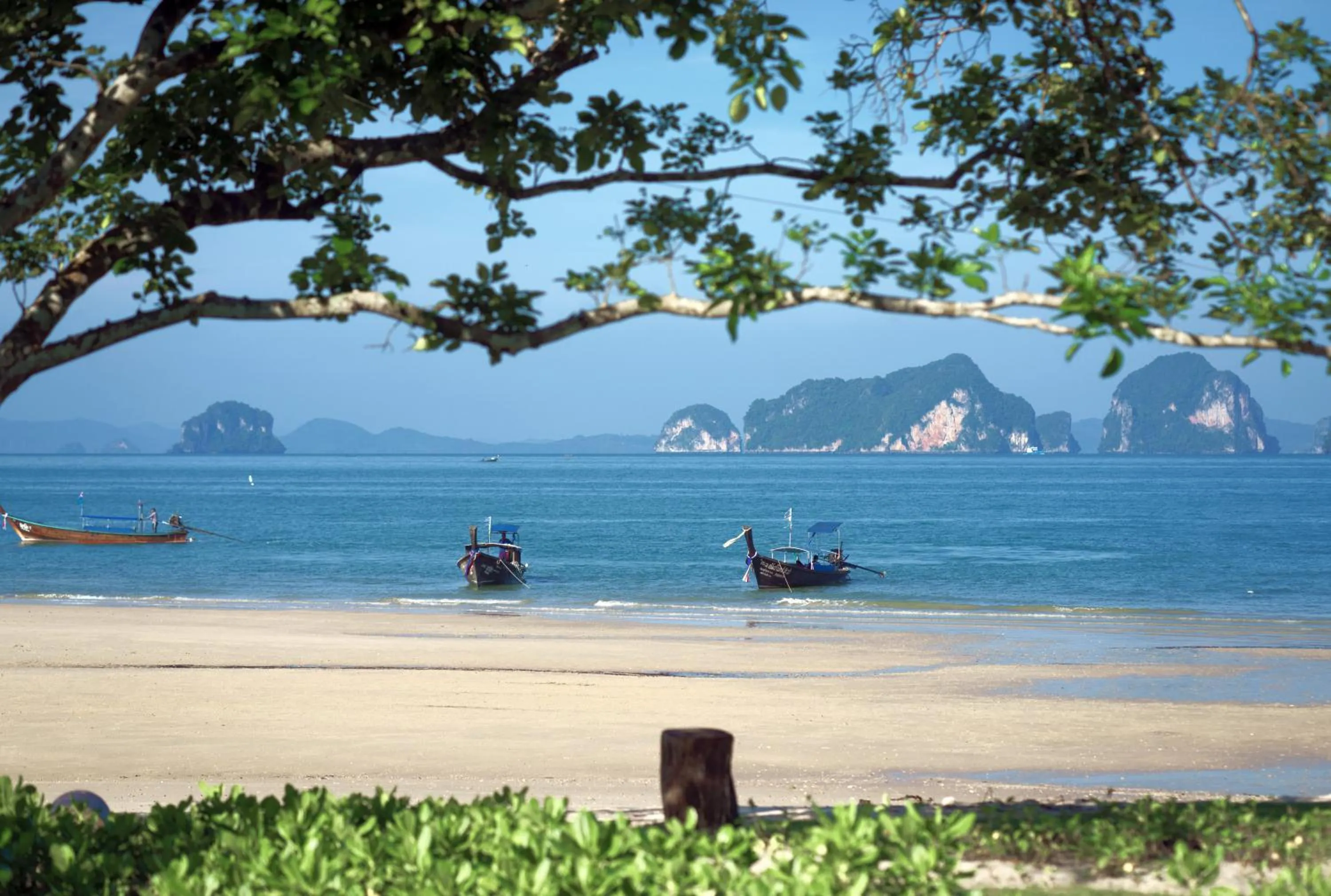 Beach in Banyan Tree Krabi