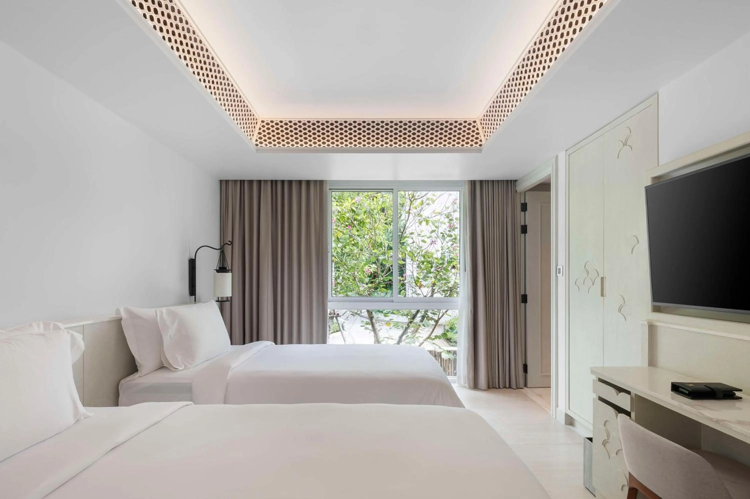 Bedroom, Bed in Banyan Tree Krabi