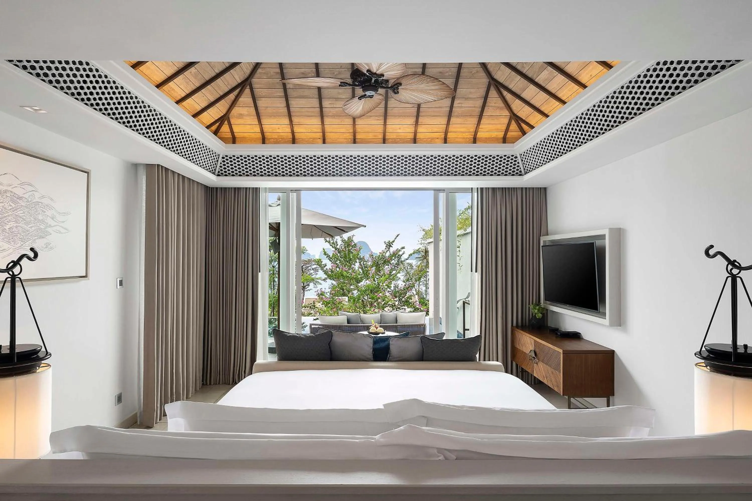 Bedroom, Bed in Banyan Tree Krabi