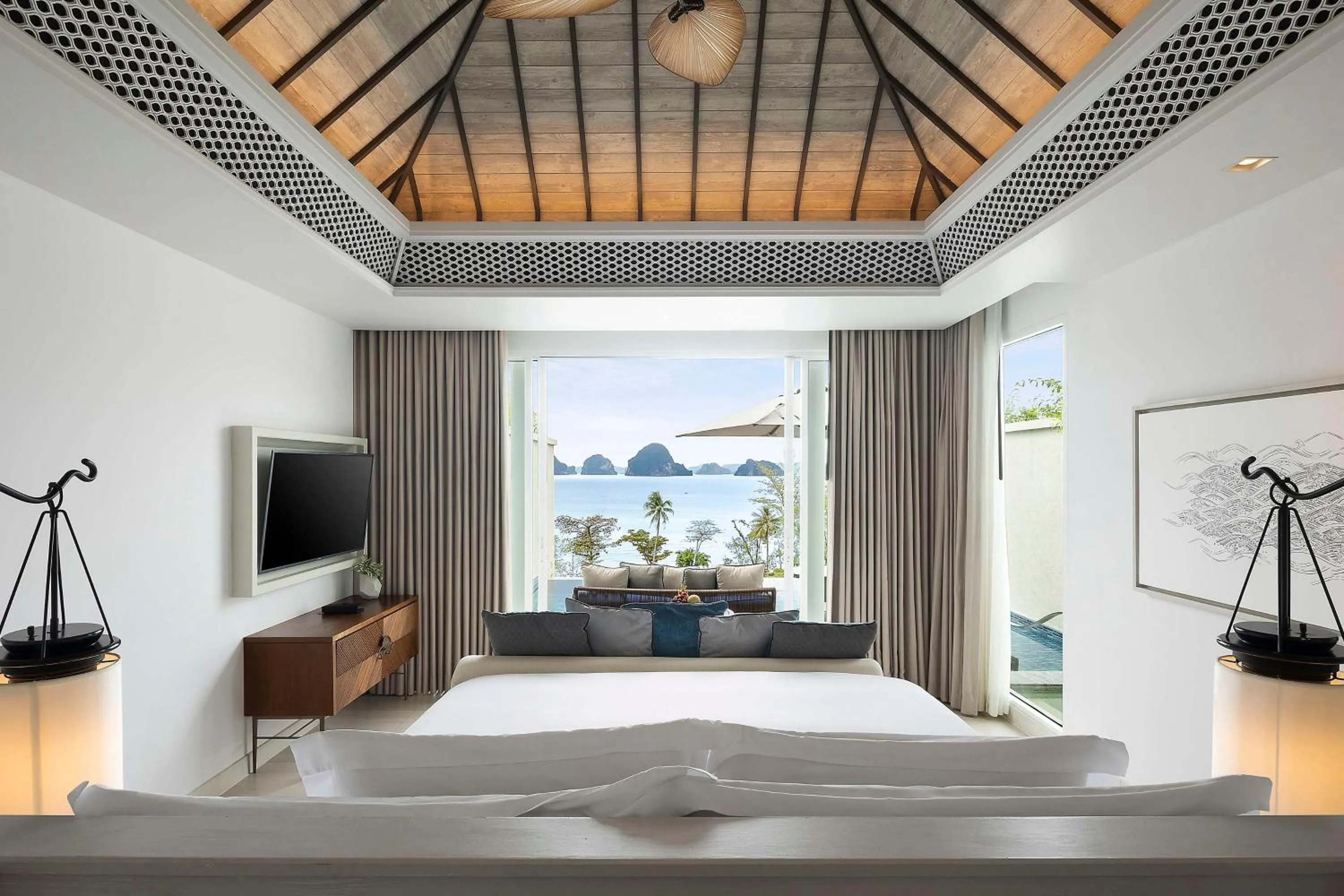 Bedroom, Bed in Banyan Tree Krabi