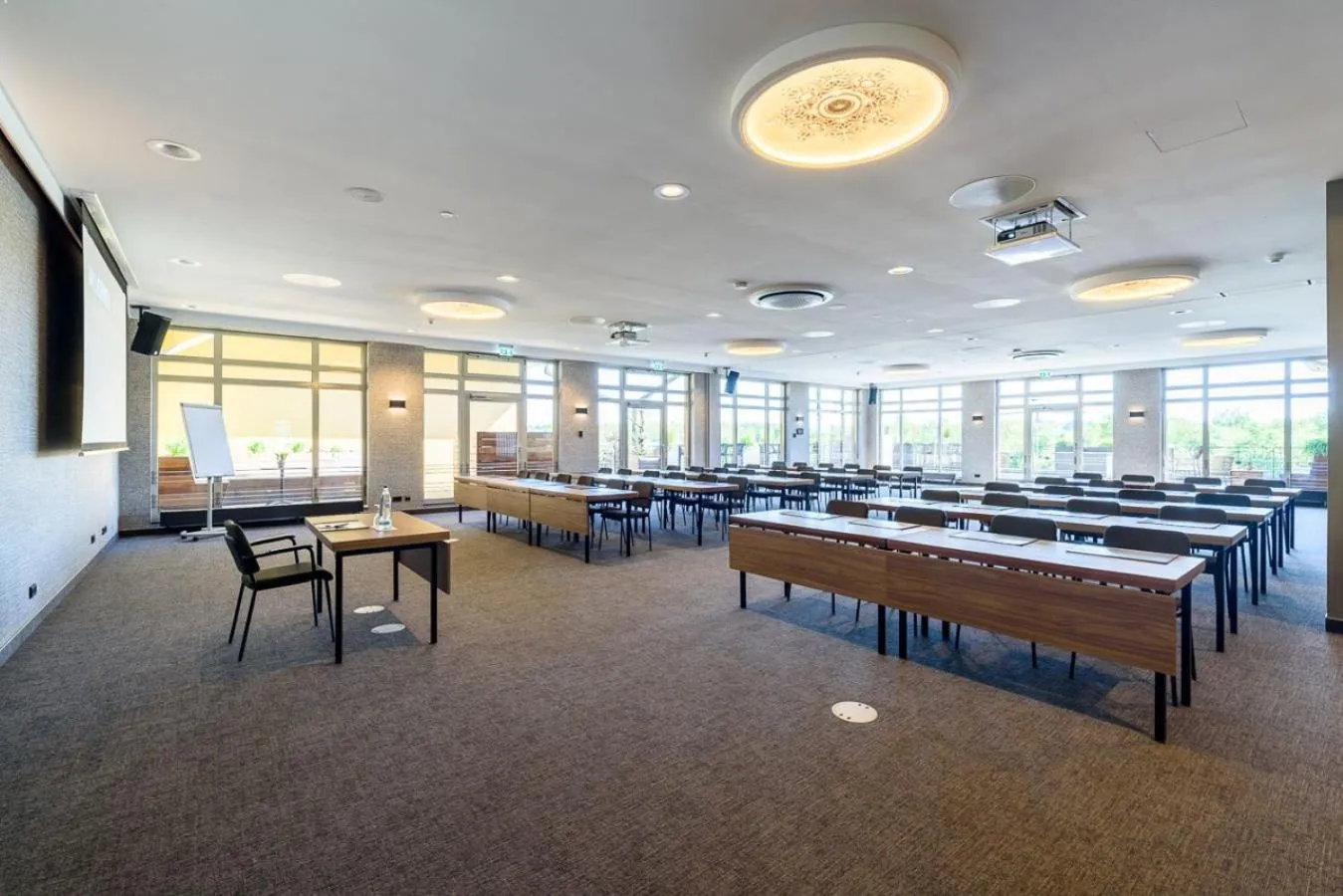 Meeting/conference room in Van der Valk Hotel Berlin Brandenburg