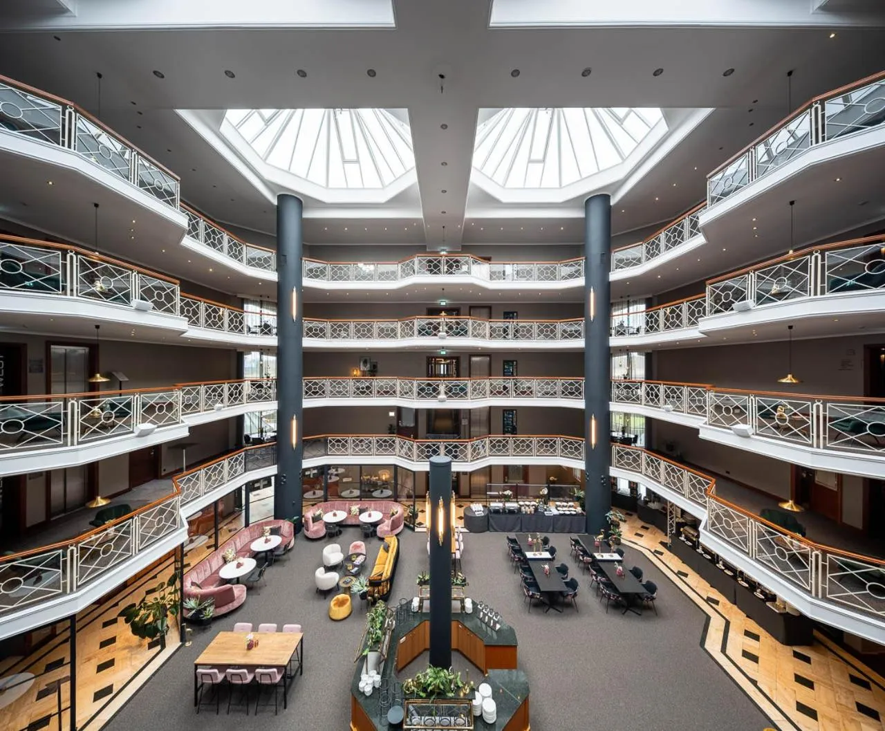 Restaurant/places to eat in Van der Valk Hotel Berlin Brandenburg