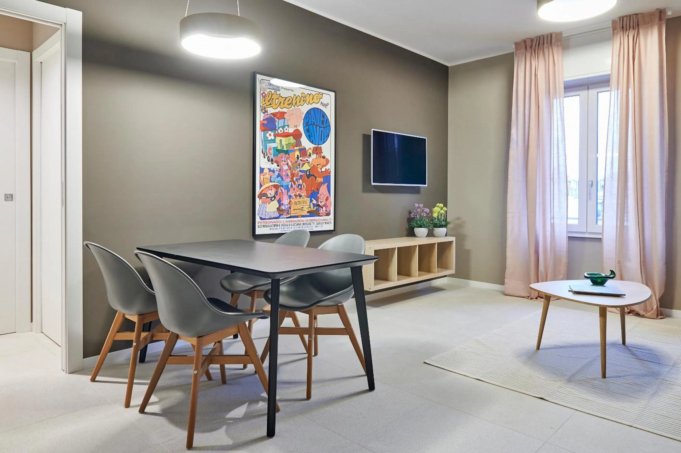 TV and multimedia in GREEN RIBBON