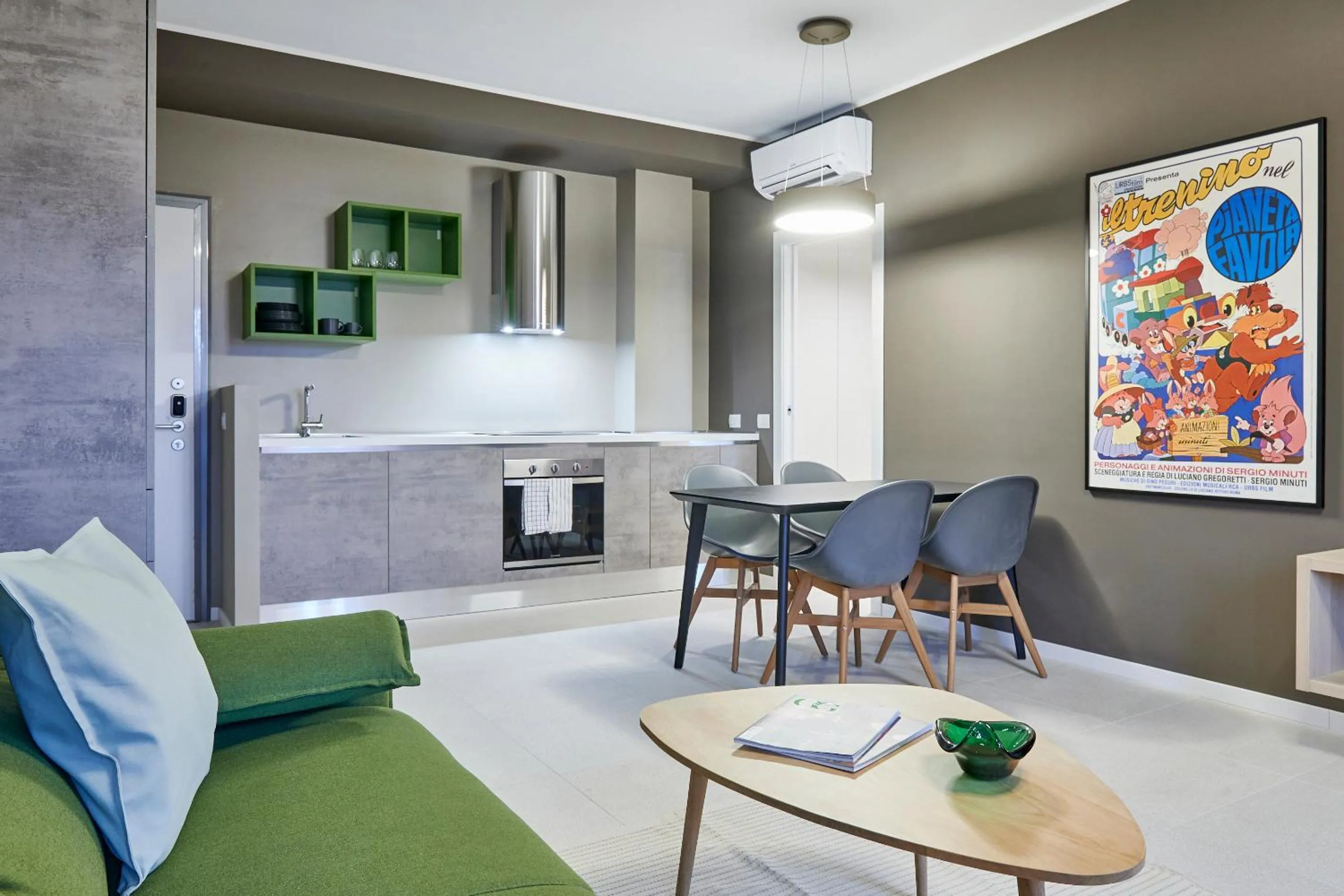 Kitchen or kitchenette in GREEN RIBBON