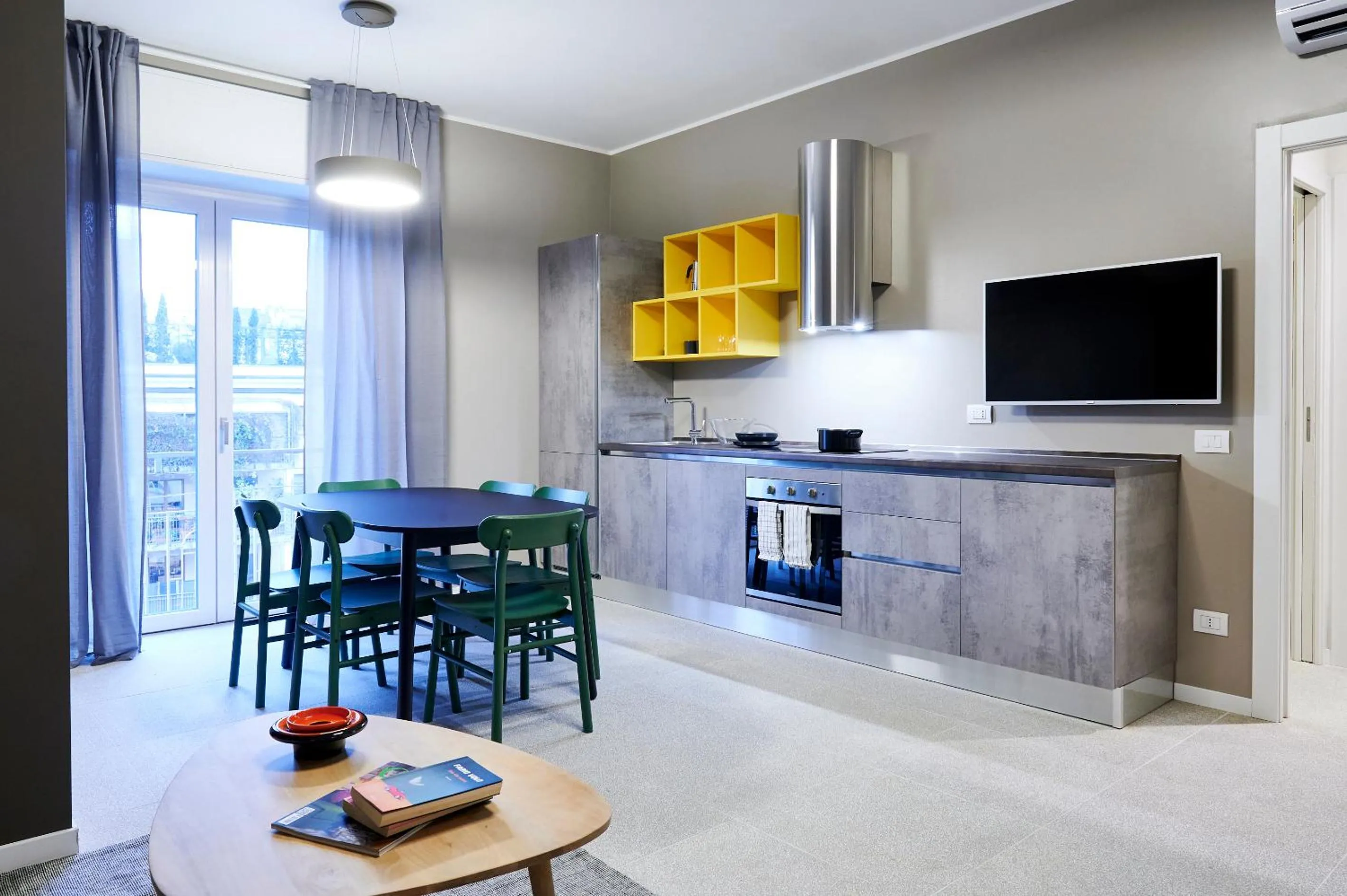 Kitchen or kitchenette in GREEN RIBBON