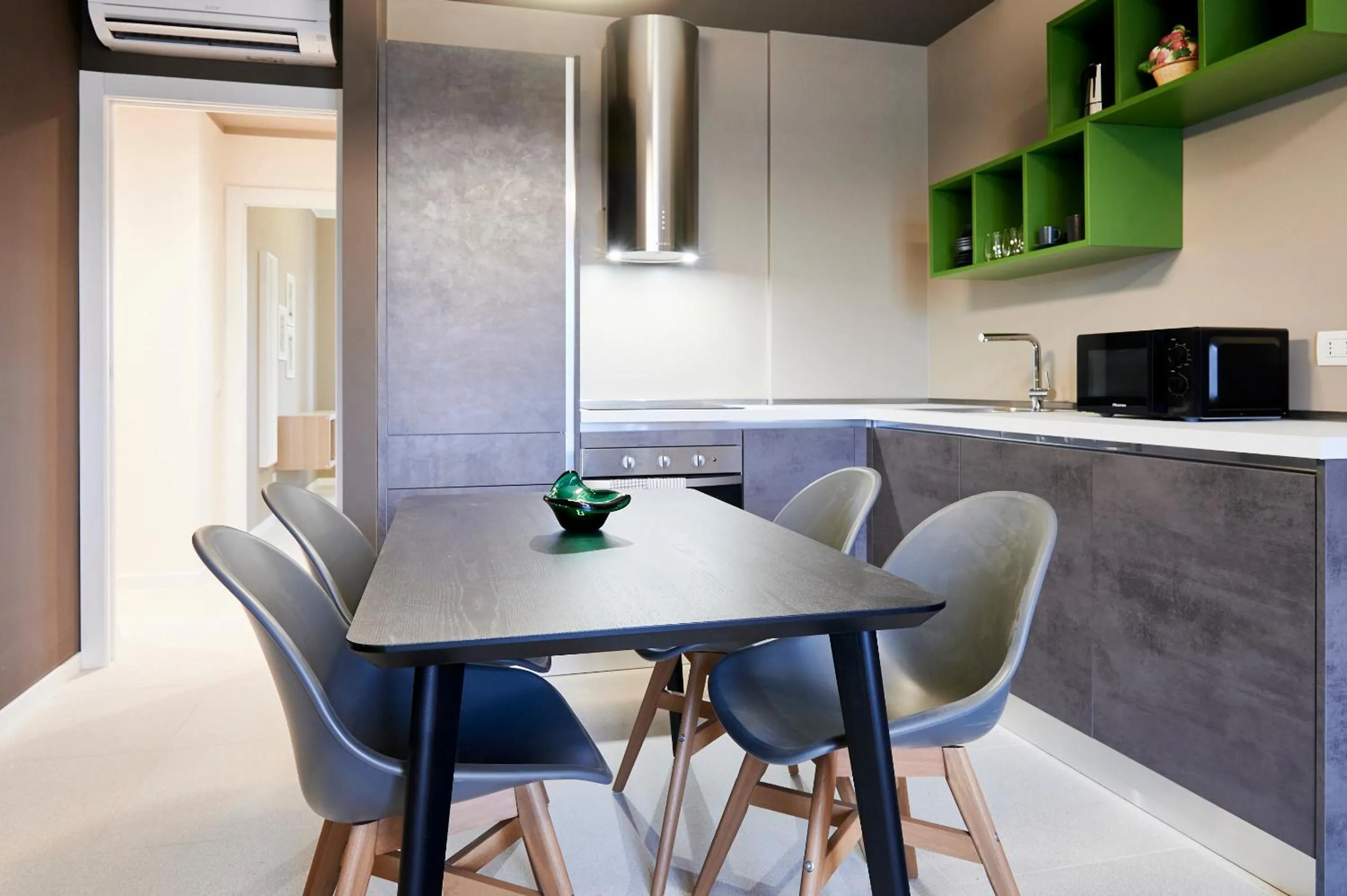 Kitchen or kitchenette in GREEN RIBBON