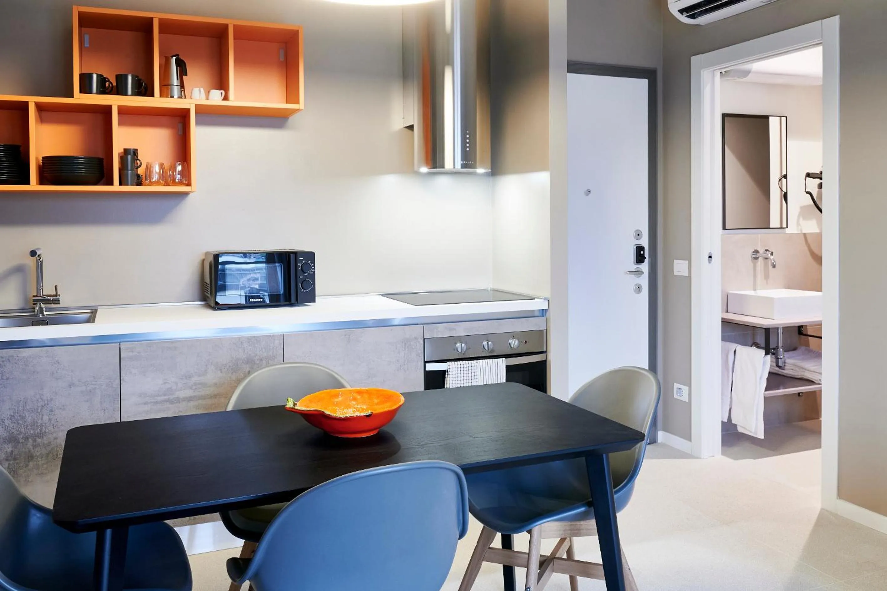 Kitchen or kitchenette in GREEN RIBBON