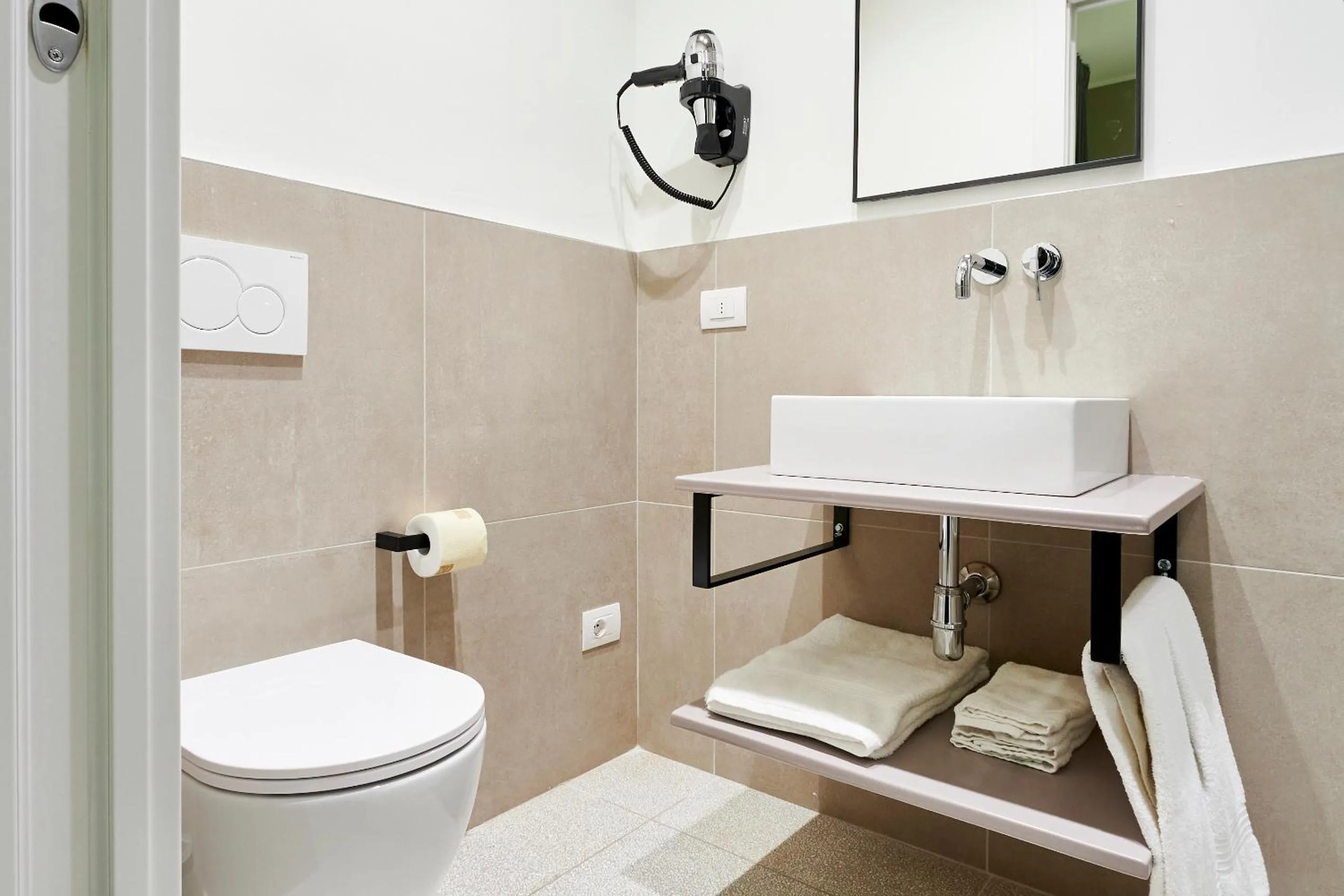 Toilet in GREEN RIBBON