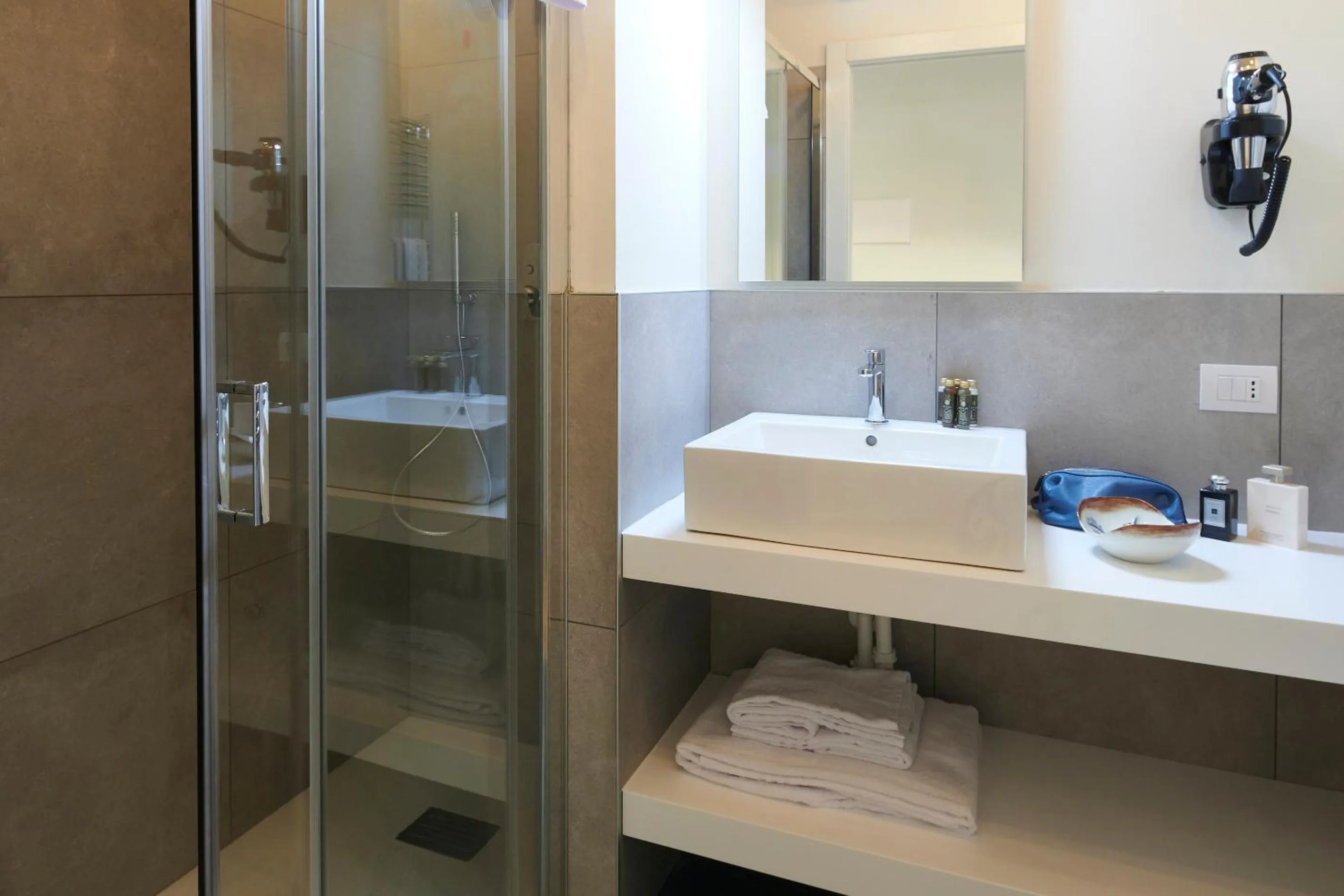 Bathroom in WHITE RIBBON