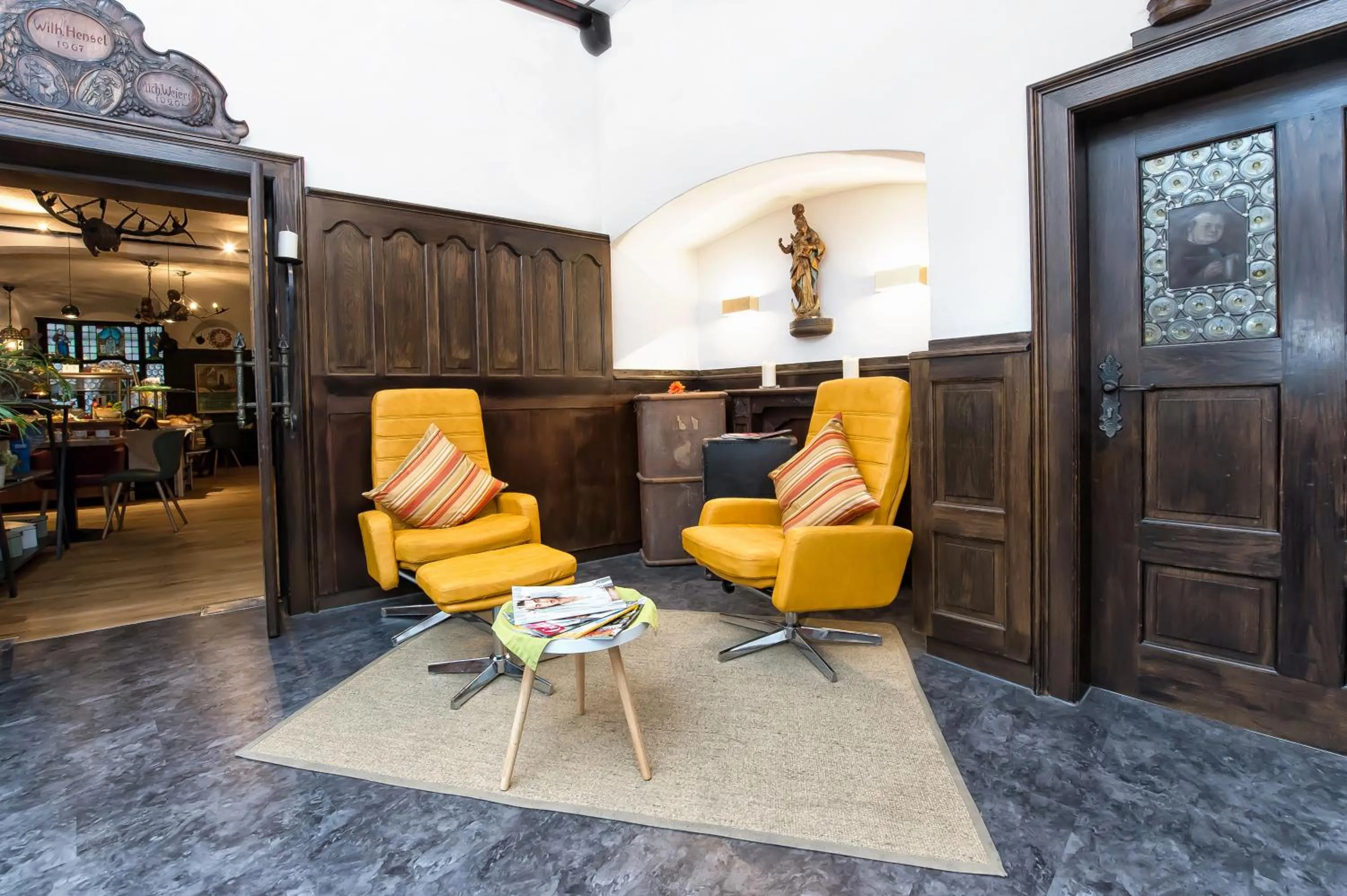 Seating area in Hotel Weierich