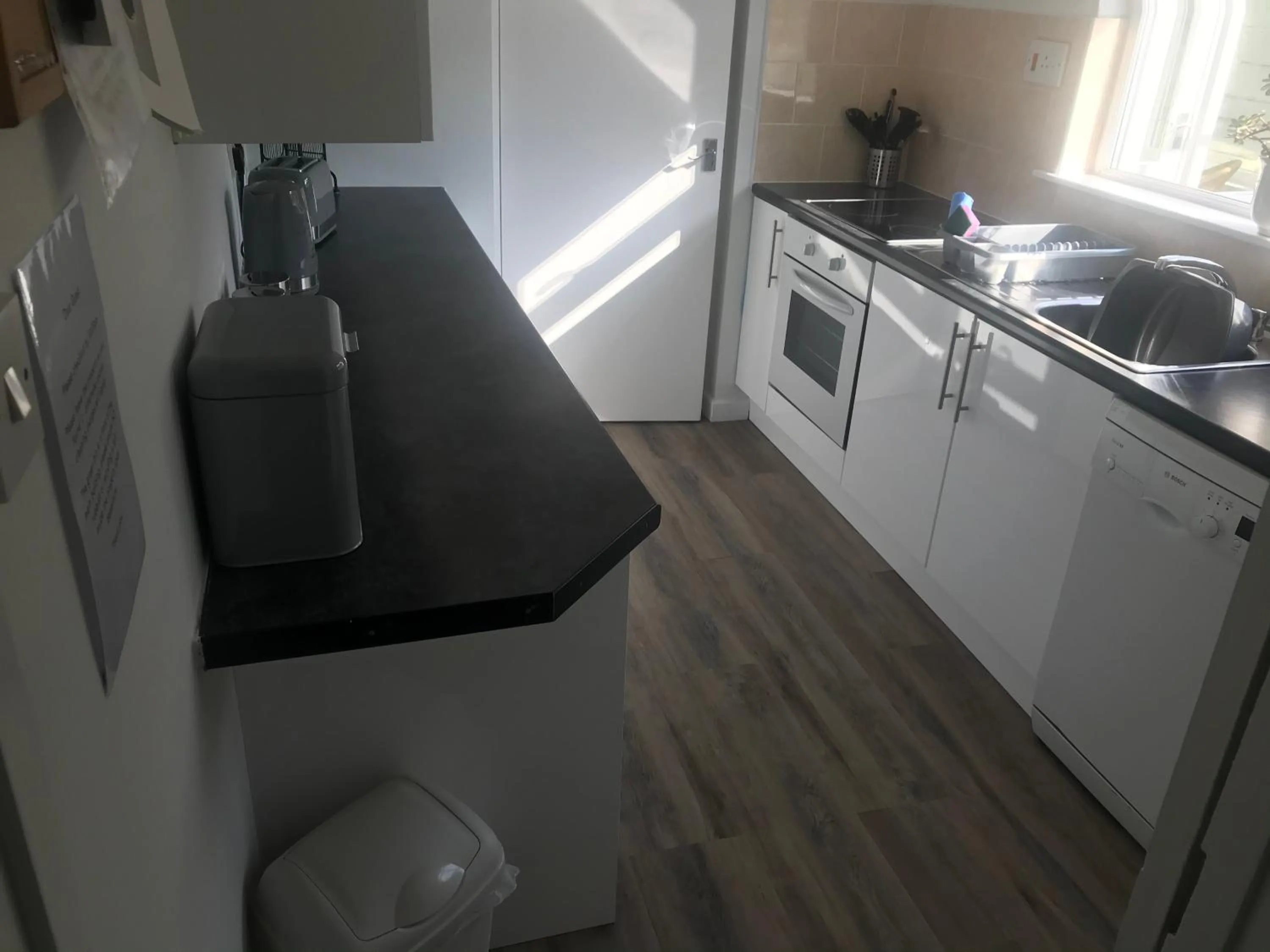 Kitchen or kitchenette in Sennen Cove Cottage