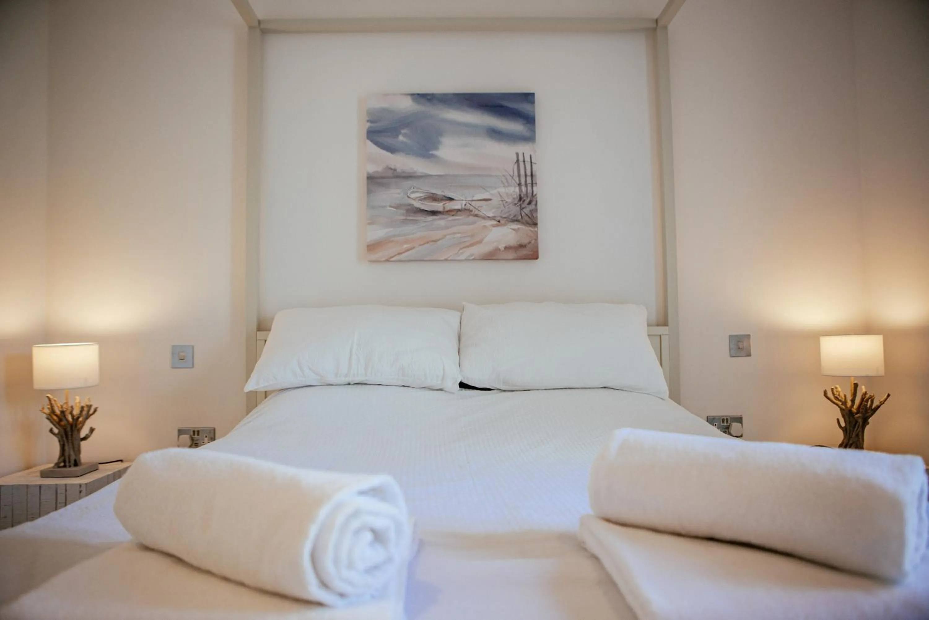 Bedroom, Bed in Sennen Cove Cottage