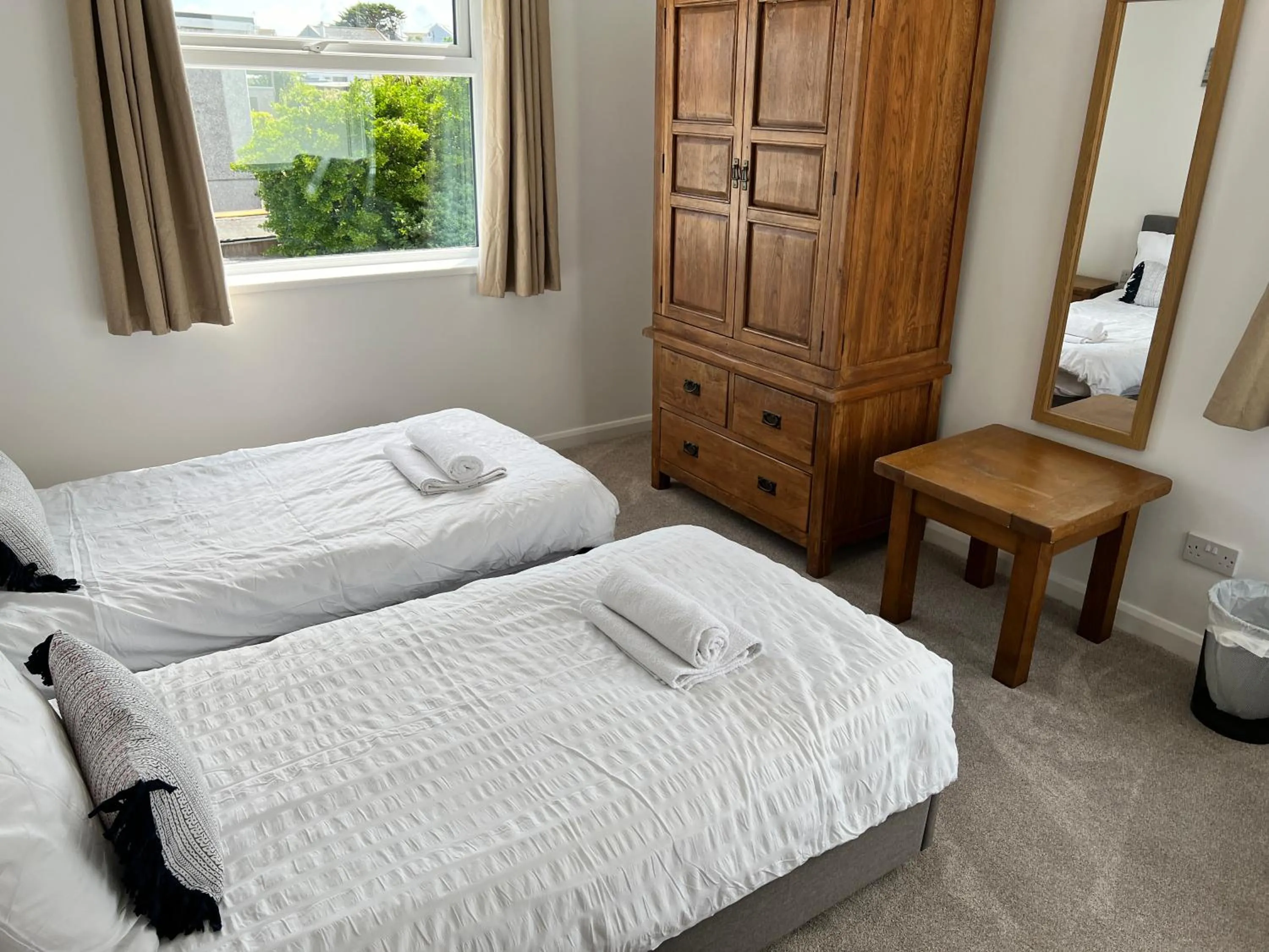 Bedroom, Bed in Sennen Cove Cottage