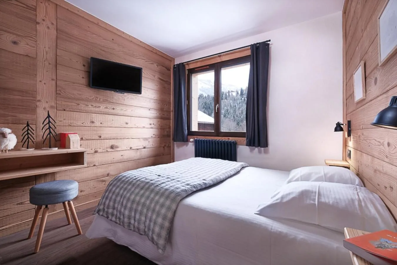 Bed in Hôtel le Christiania