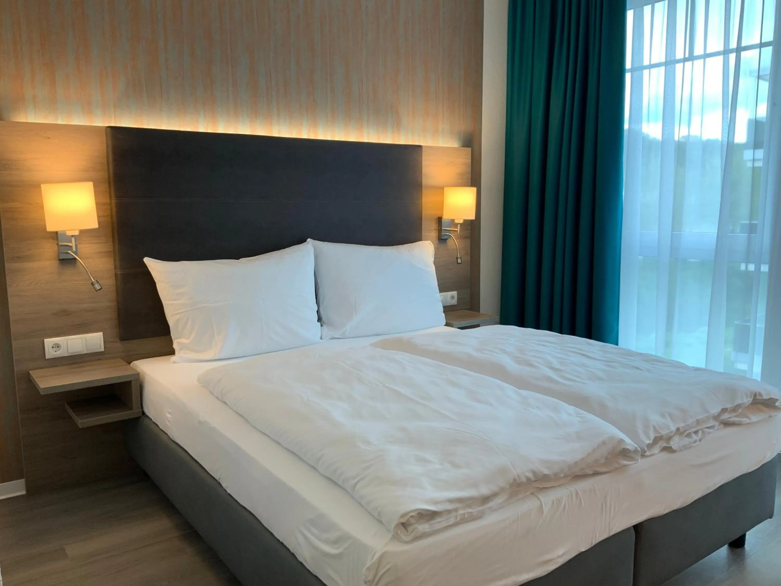 Photo of the whole room, Bed in RheinVilla ARTE