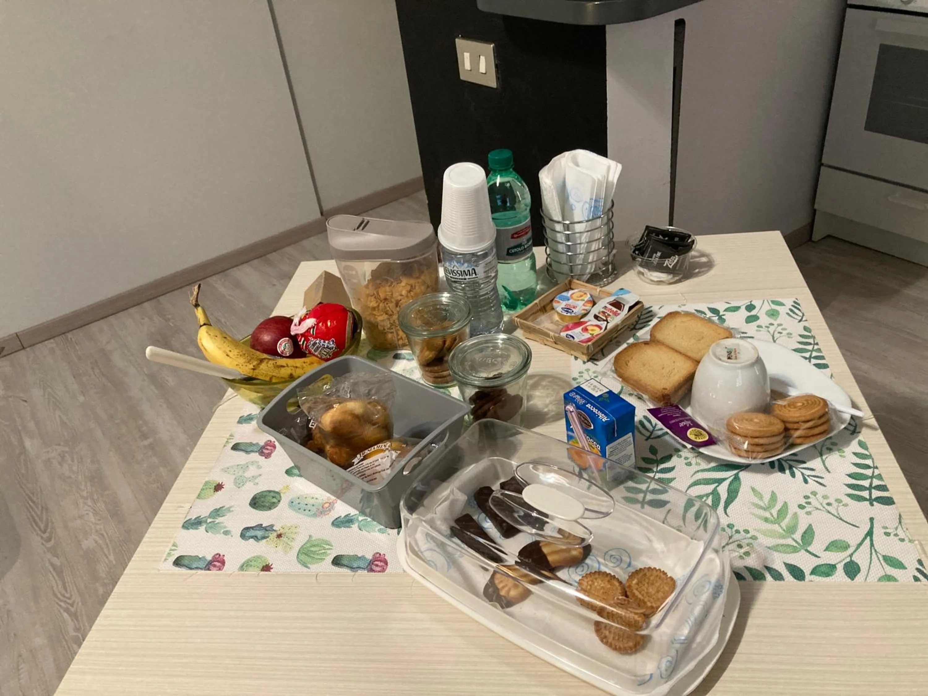 Kitchen or kitchenette in Family