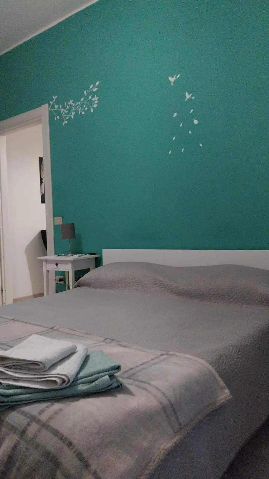 Bedroom, Bed in Family