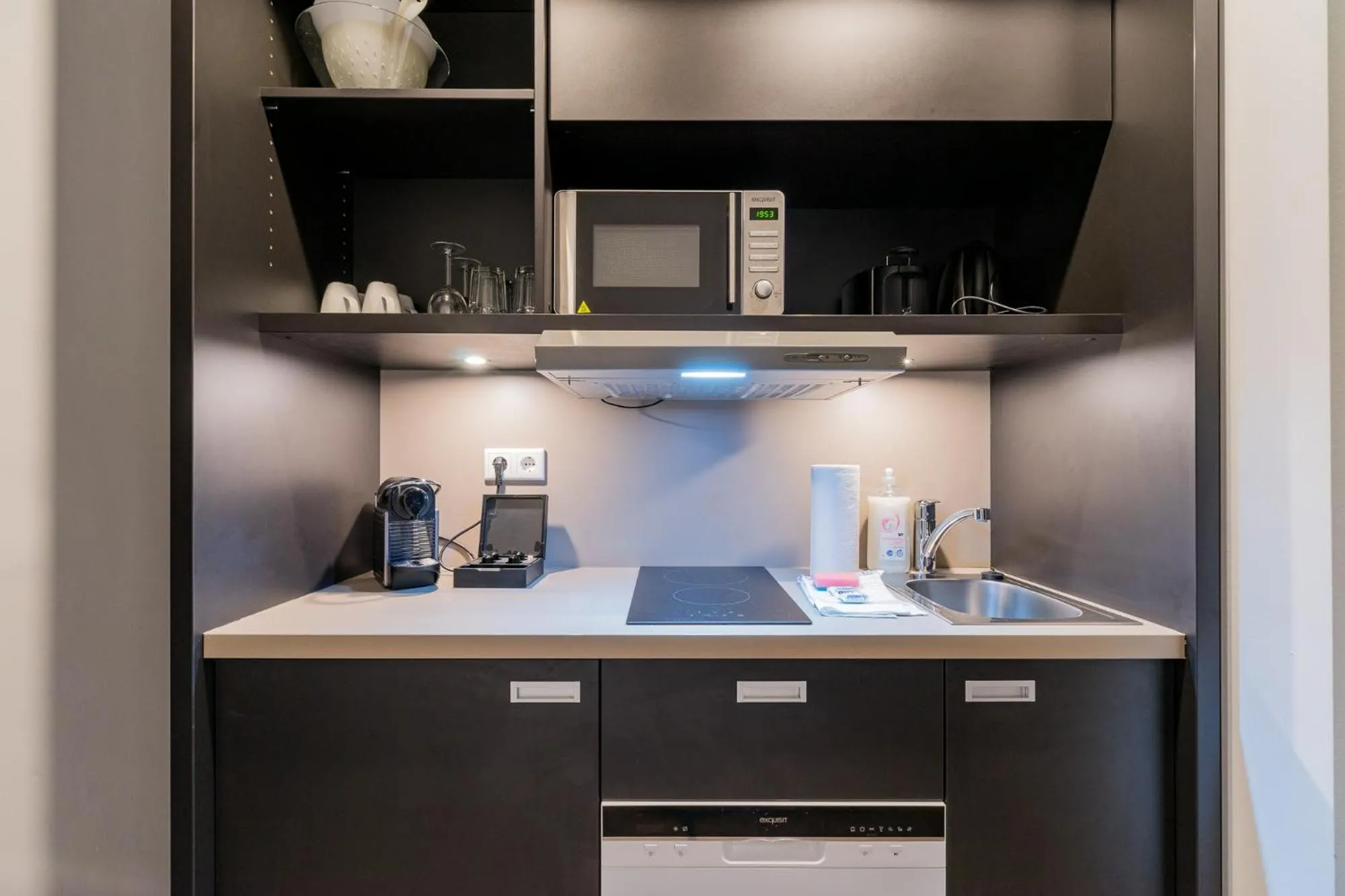 Coffee/tea facilities in Nena Apartments - Kreuzberg 61