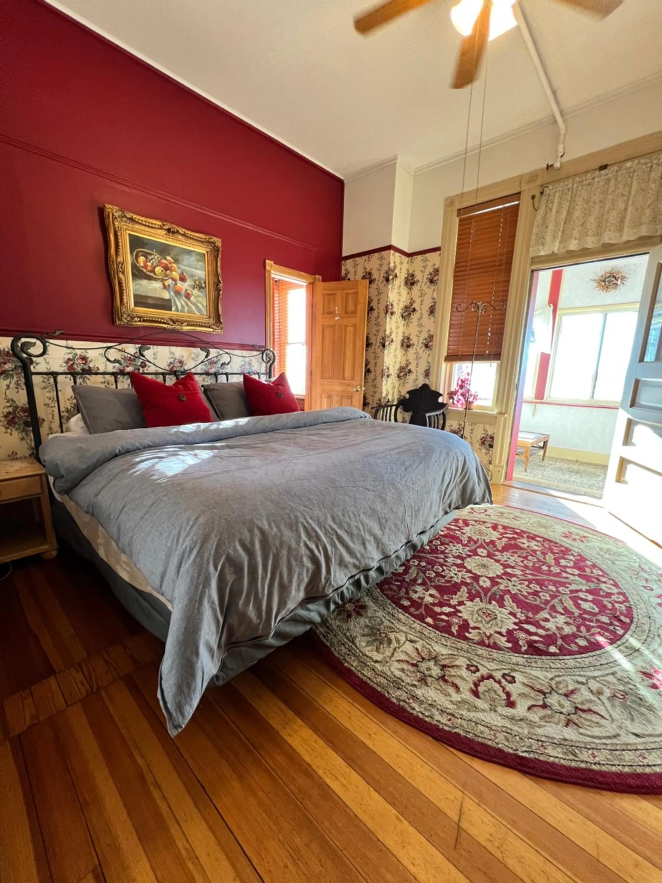 Bedroom in Hotel St Nicholas