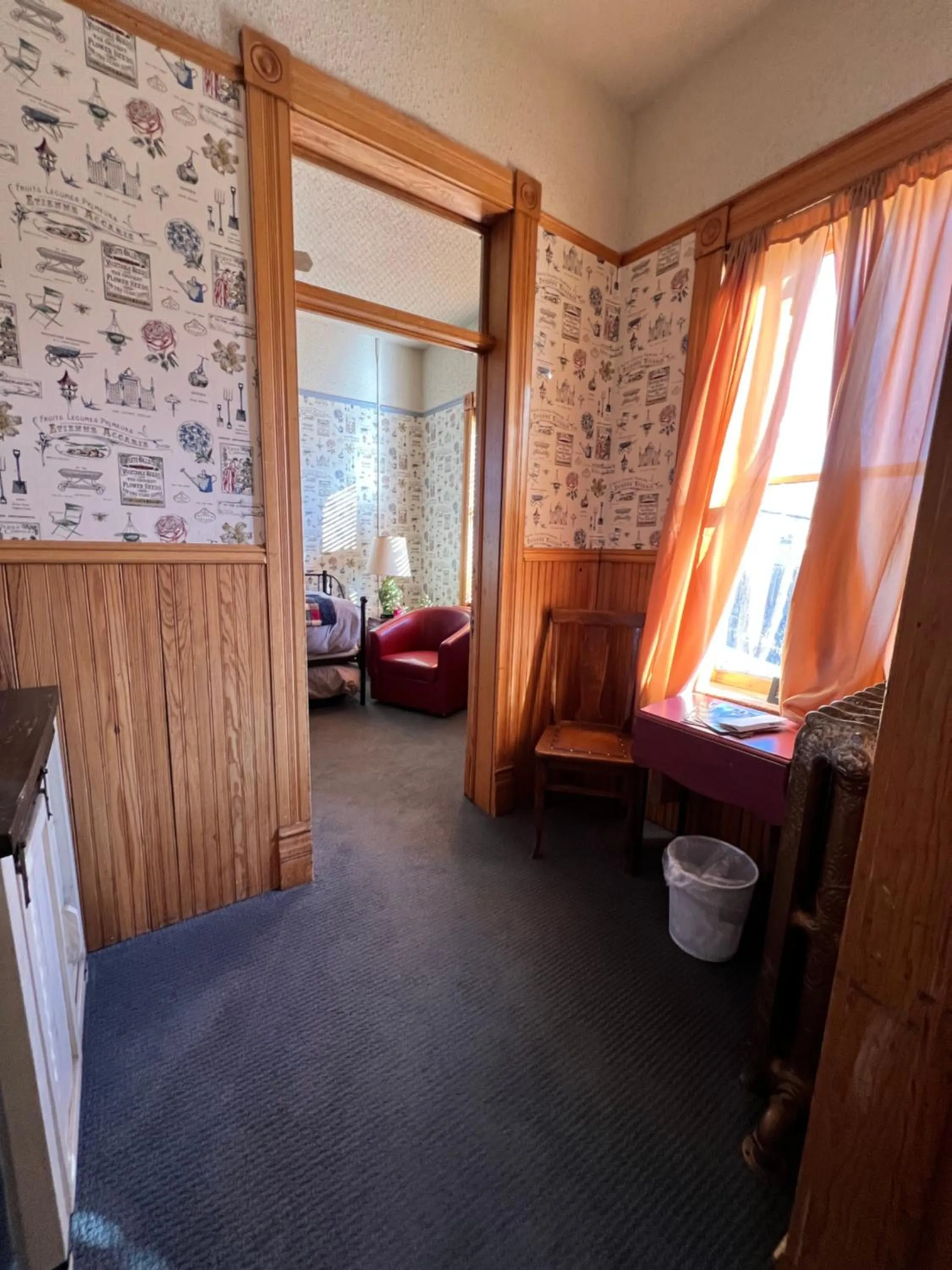 Kitchen or kitchenette in Hotel St Nicholas