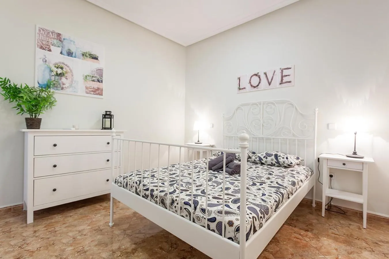 Bedroom, Bed in Boutique Apartments in the Heart of Madrid
