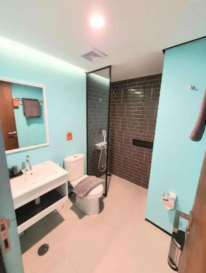 Bathroom in JW NAUNGAN COLIVING