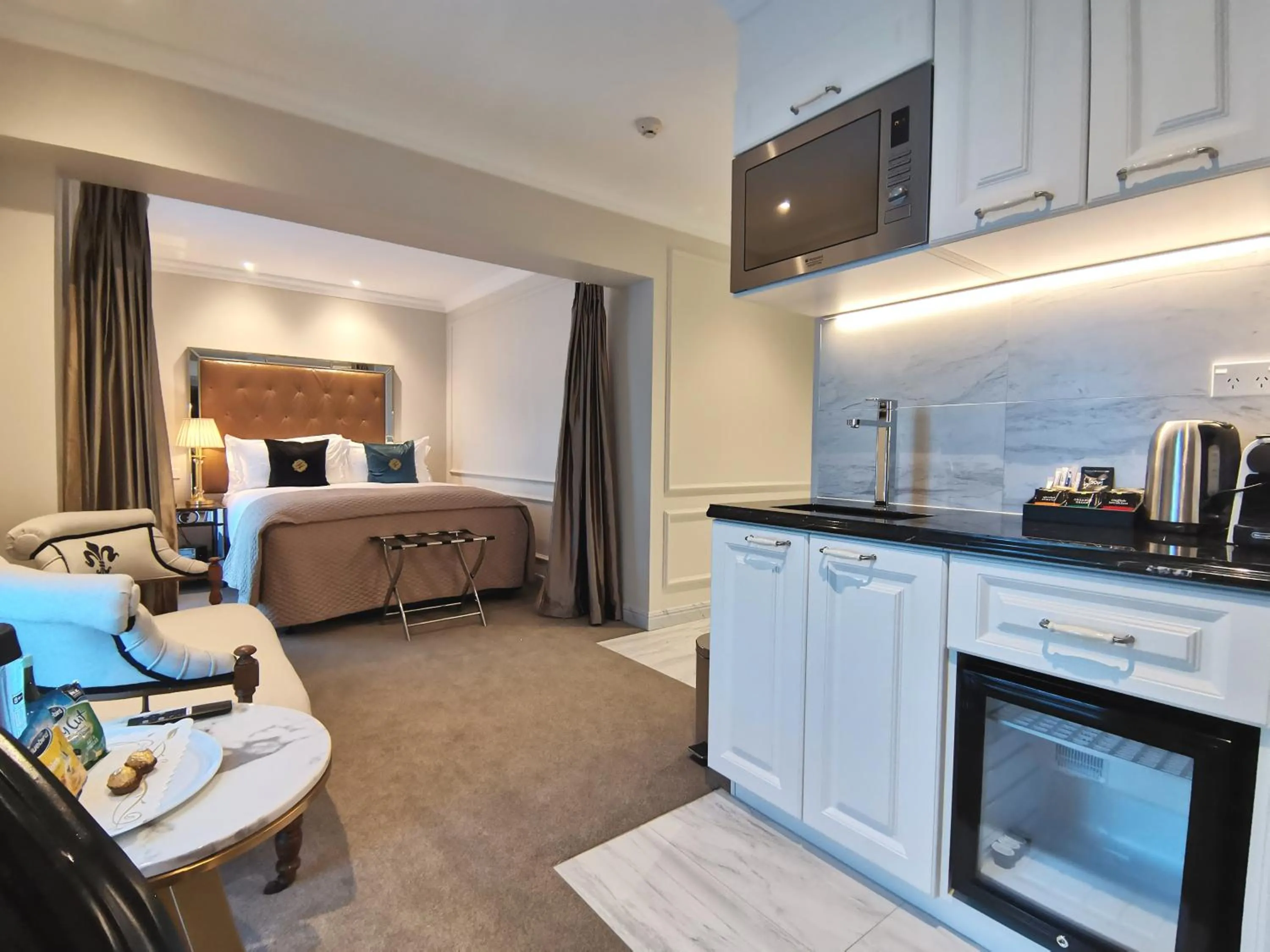 Bed in The Salisbury