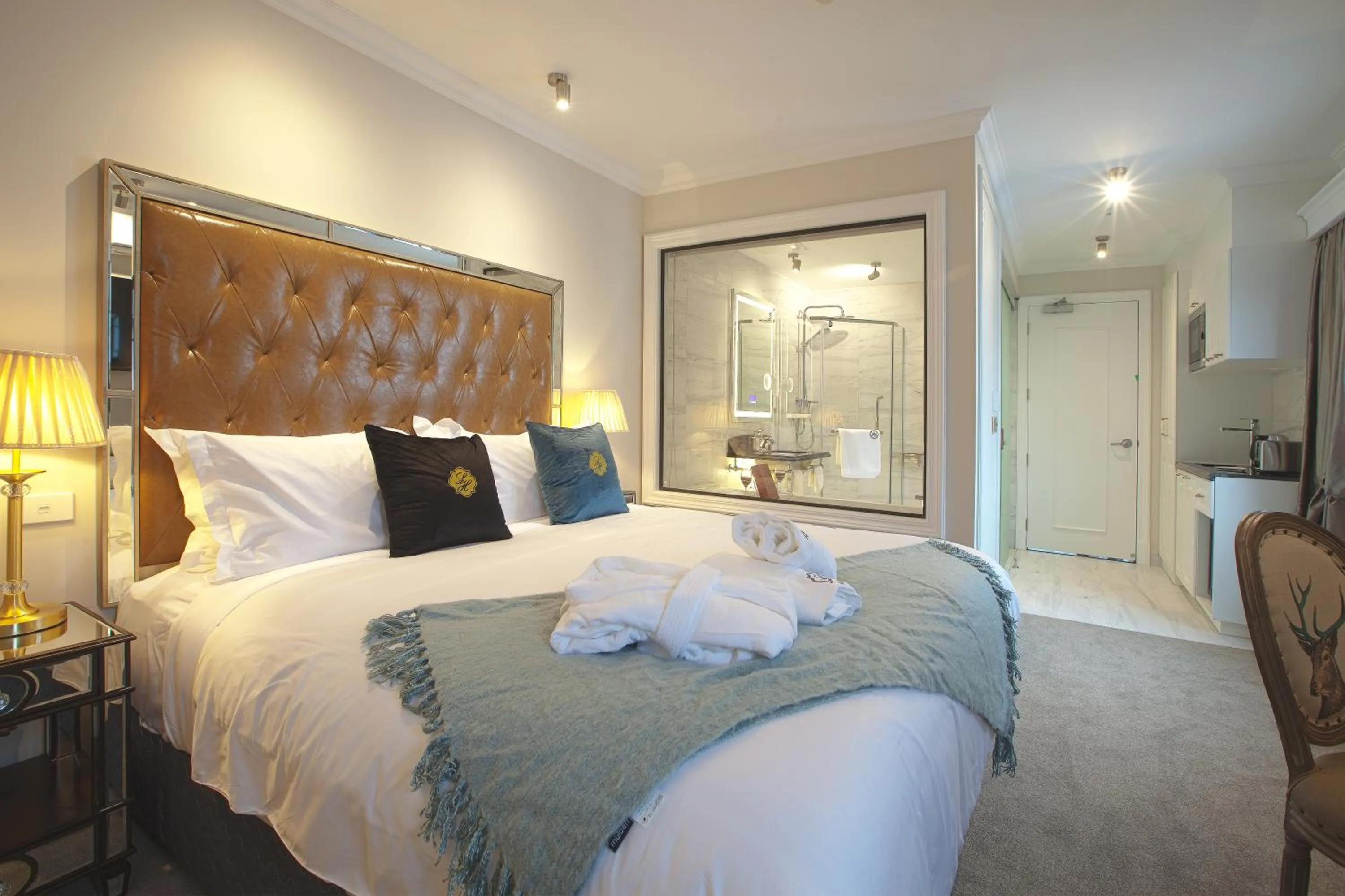 Bed in The Salisbury