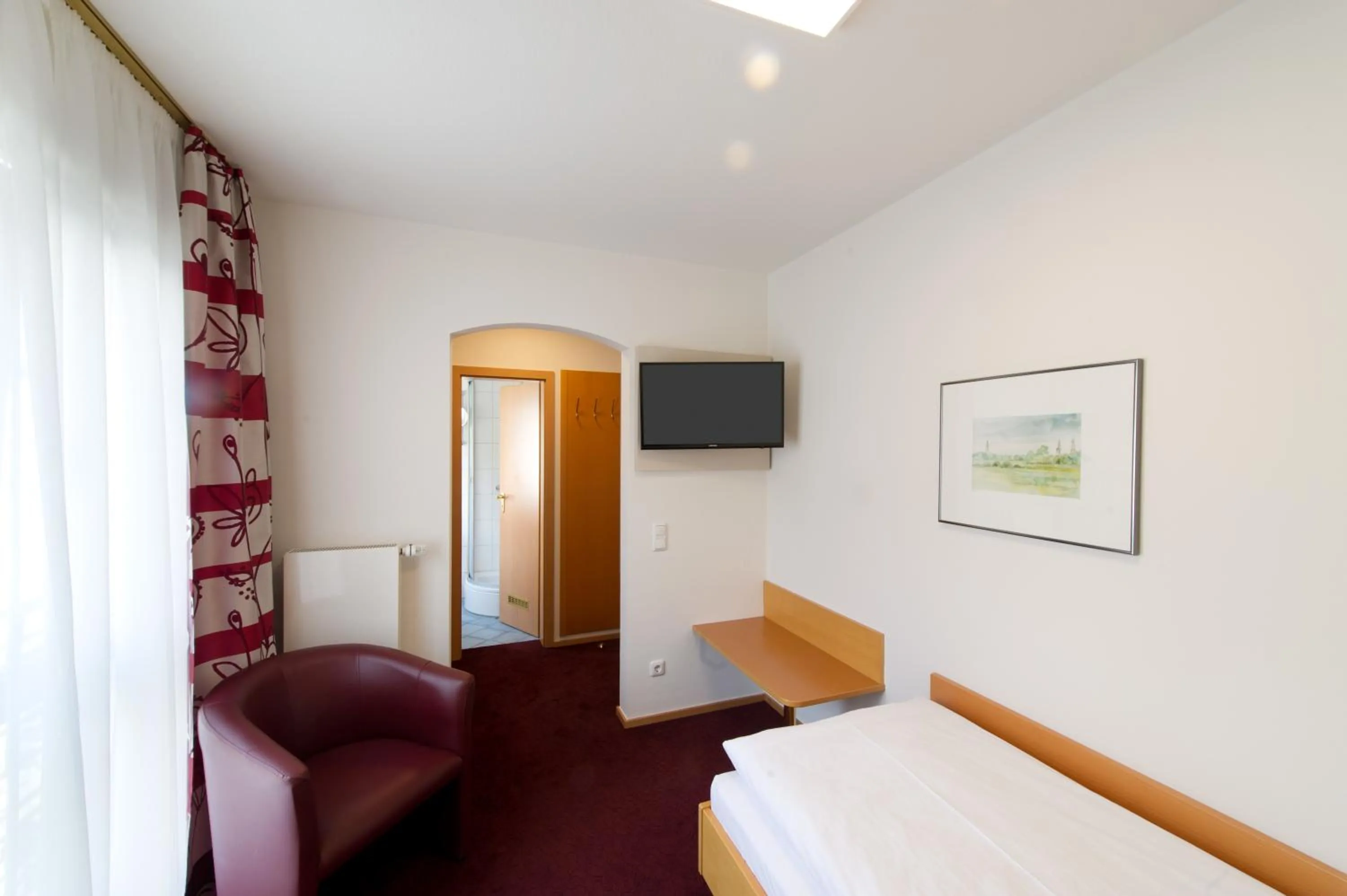 Photo of the whole room, Bed in Altmann's Stube