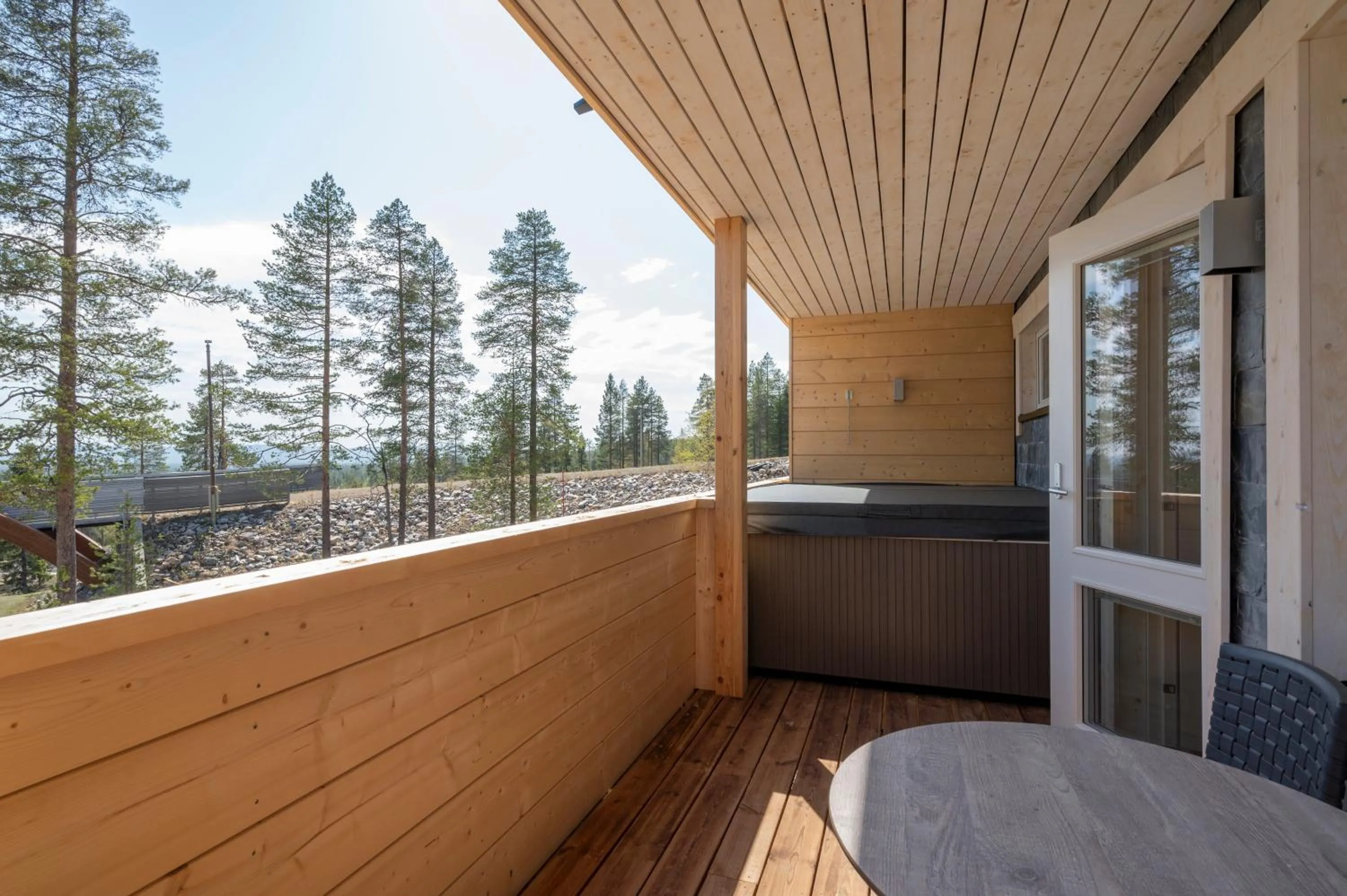 Hot Tub in Ski-Inn PyhäLinna